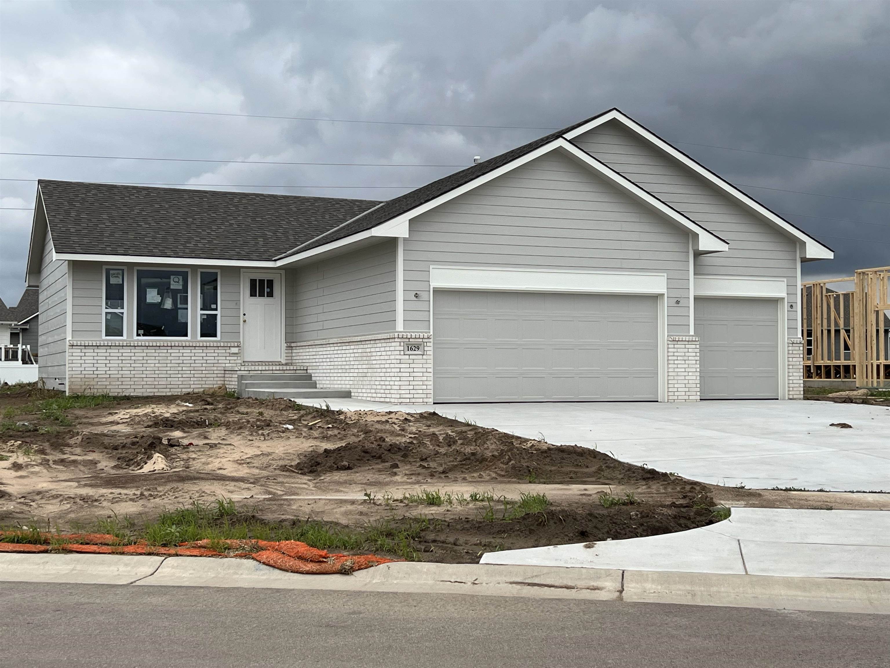 Photo of 1617 N Kentucky Ln in Wichita, KS