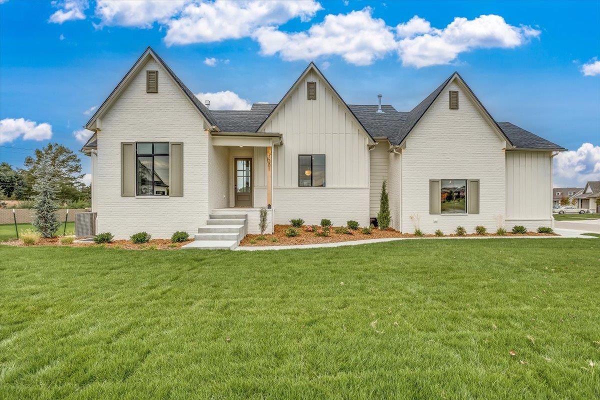 Photo of 1201 Summerchase Ct in Derby, KS