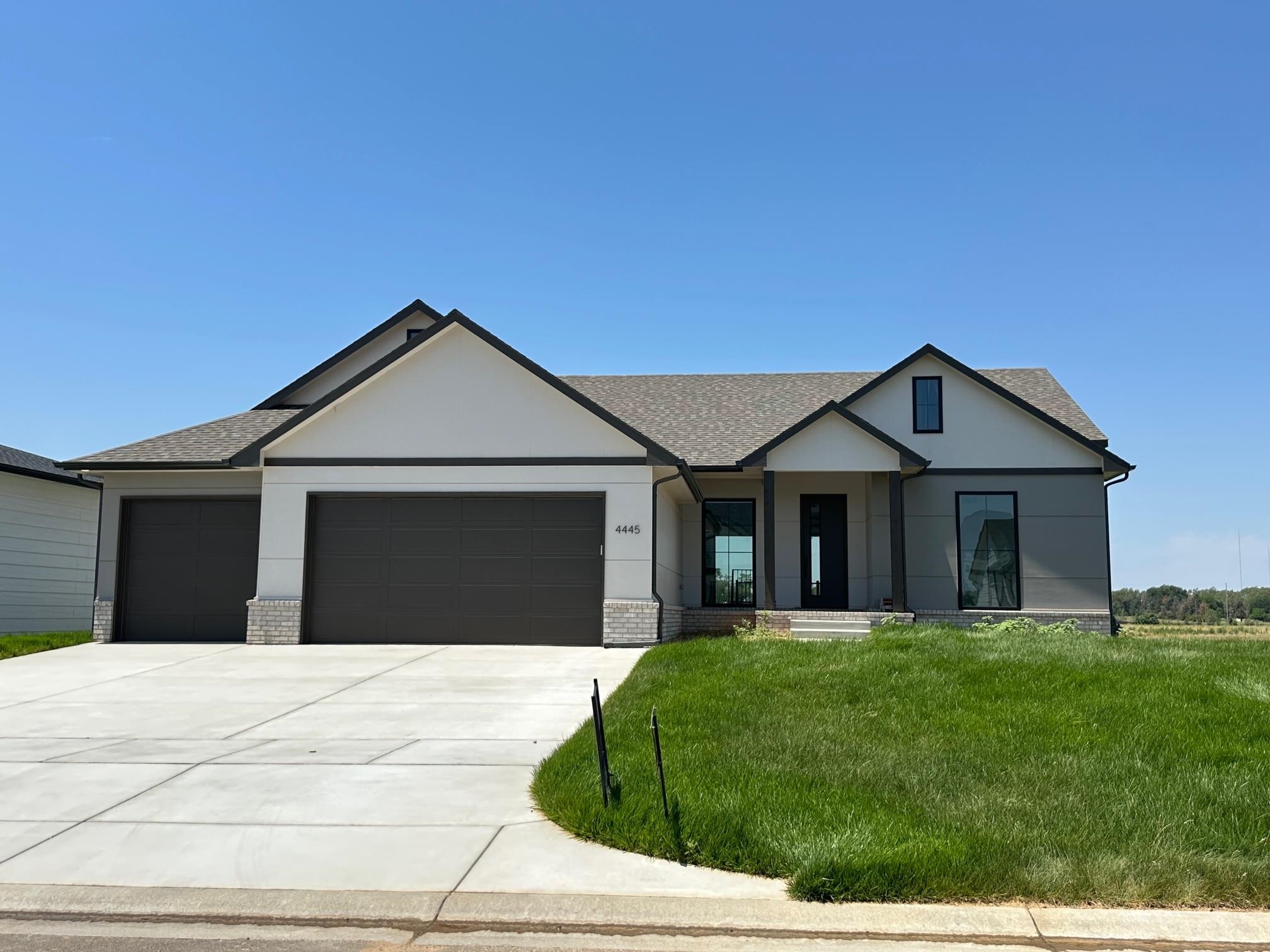 Photo of 4445 Bluestem in Maize, KS