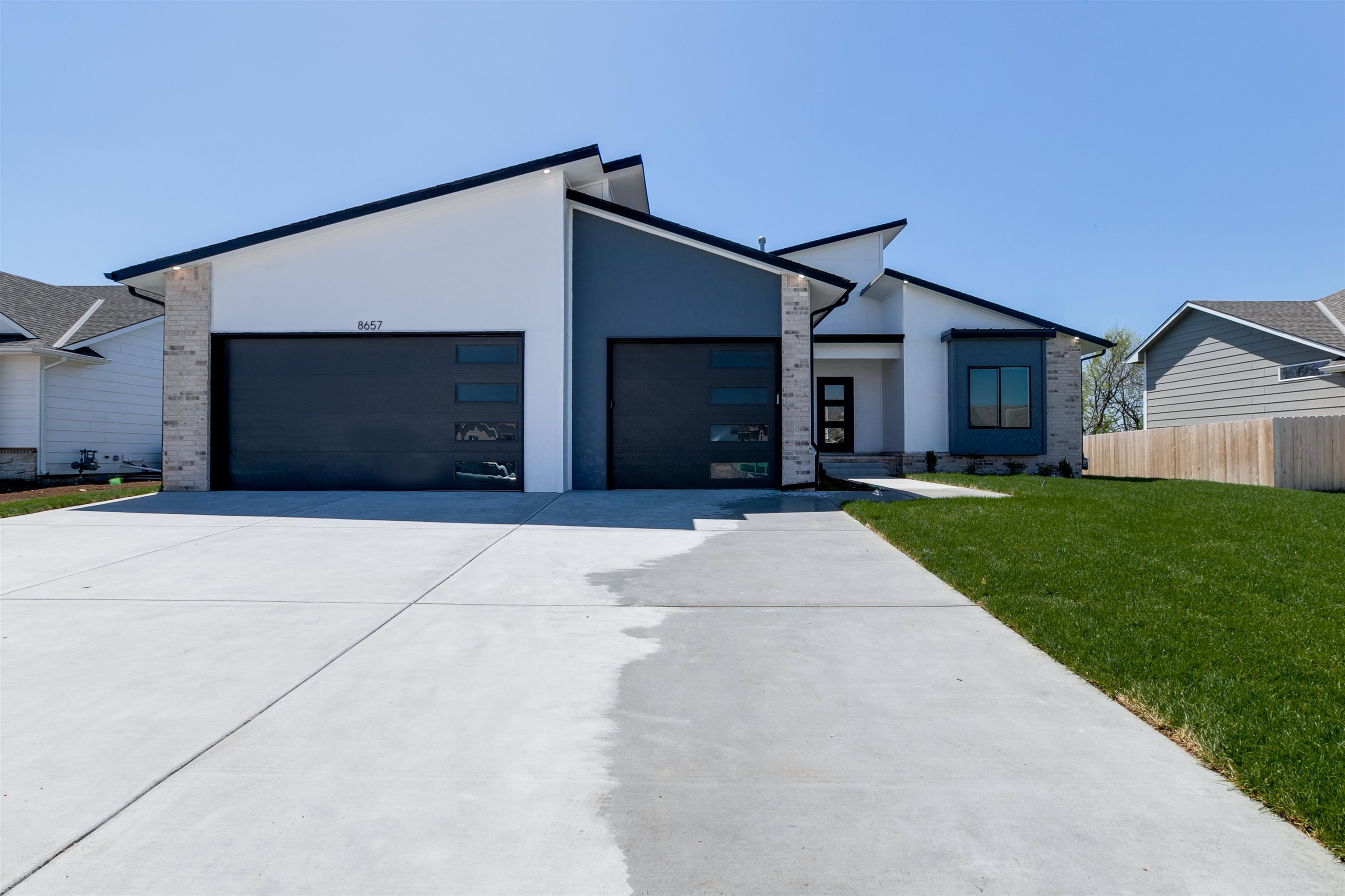 Photo of 8657 E Bradford St in Wichita, KS