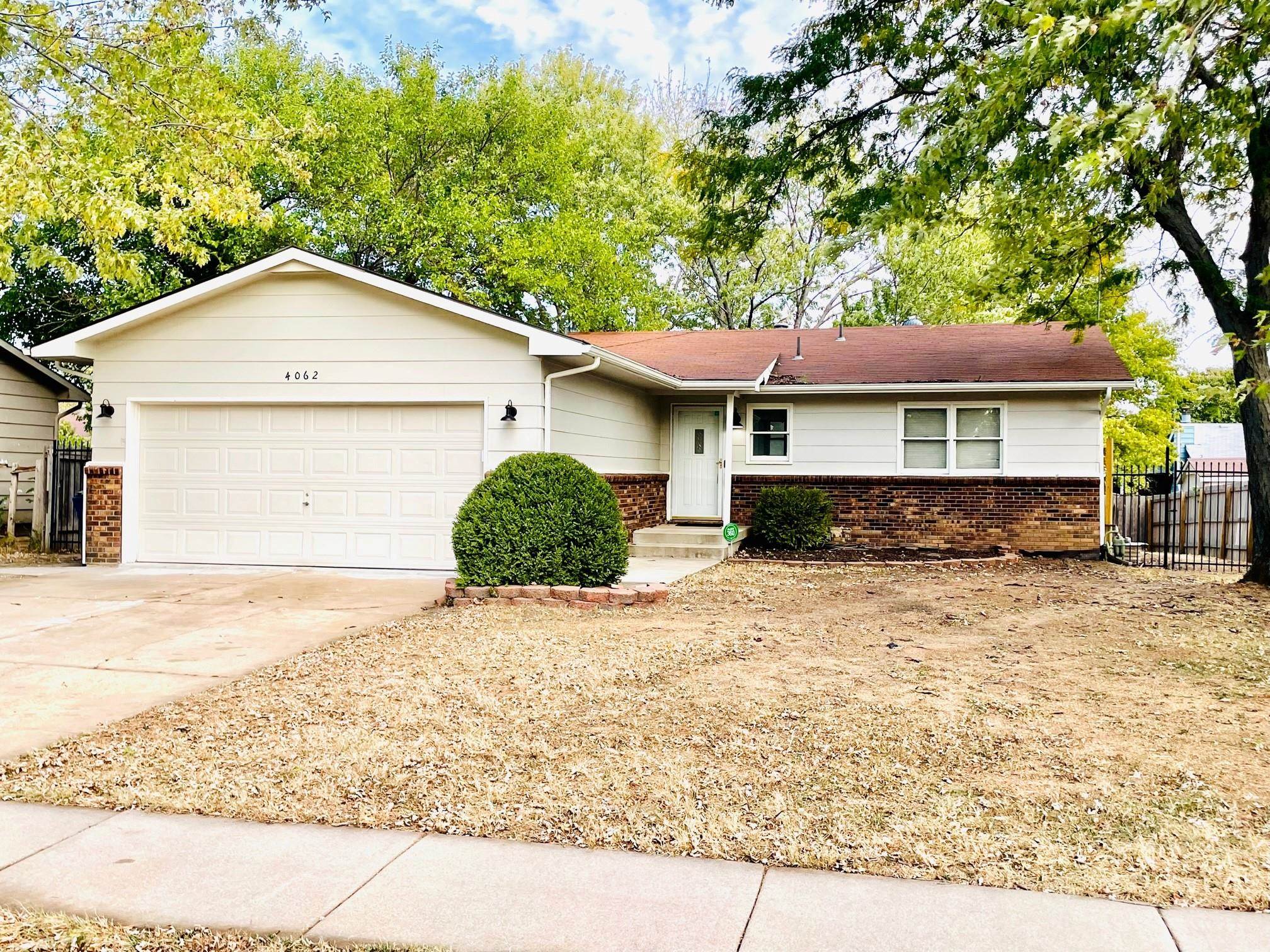 Photo of 4062 N Clarendon in Bel Aire, KS
