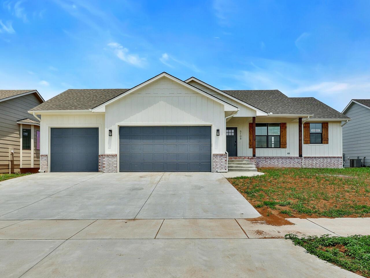 Photo of 5108 W 46th St S in Wichita, KS