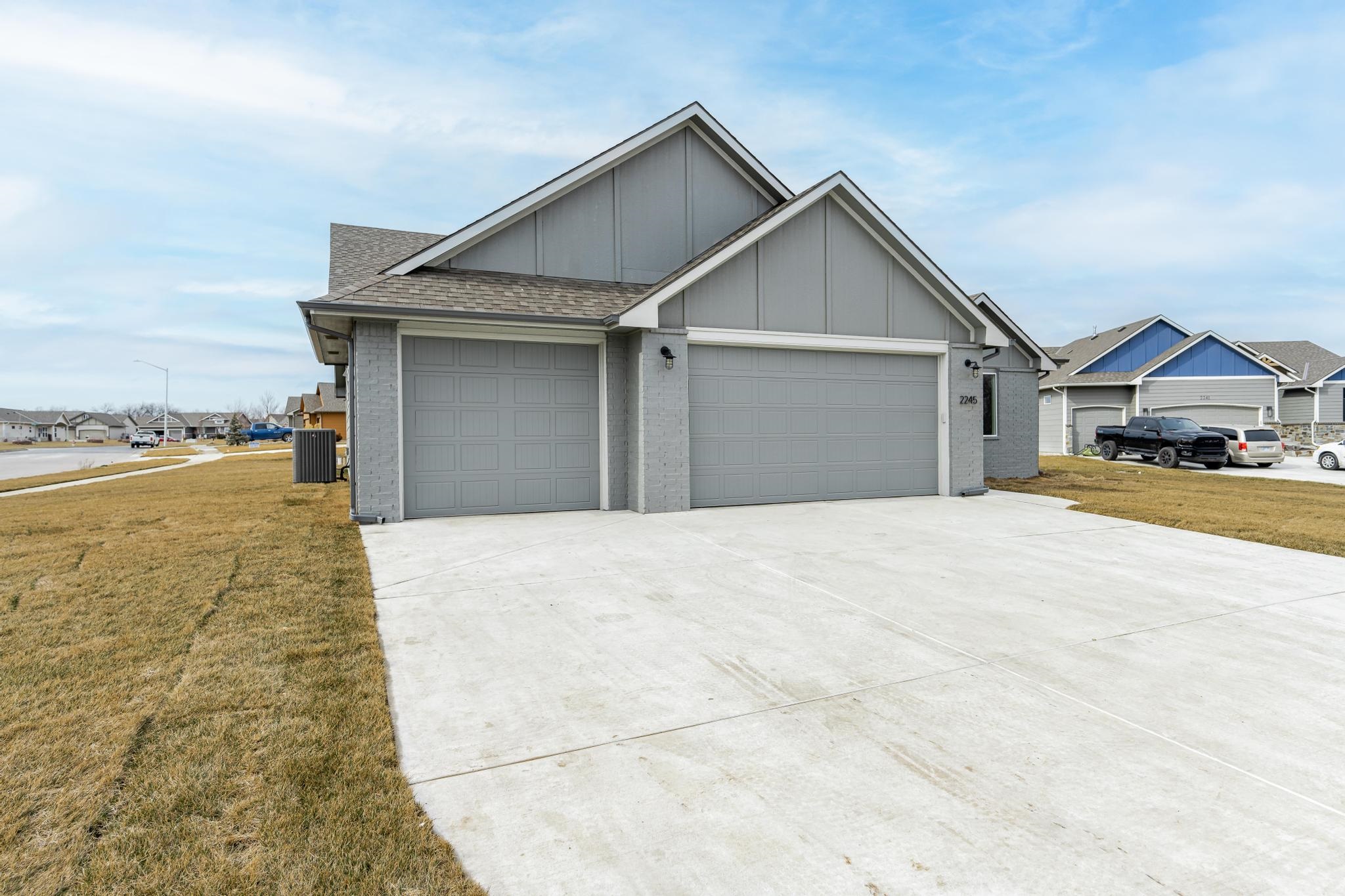 Photo of 2245 S Nicole Cir in Andover, KS