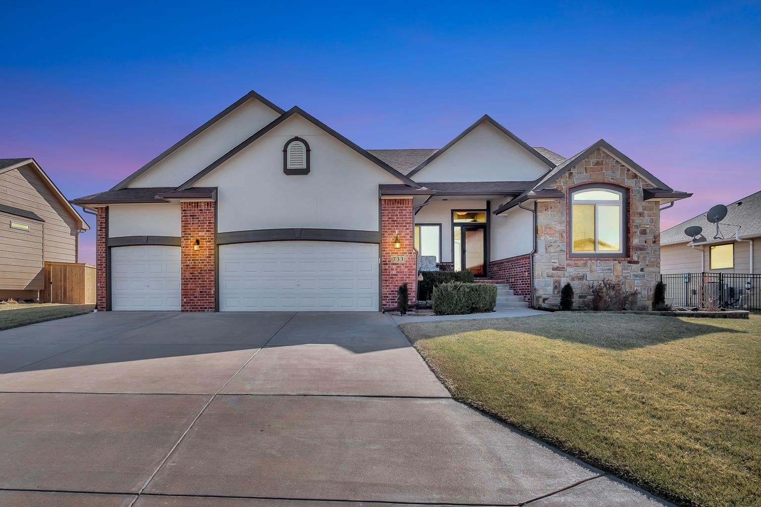 733 Goldspike