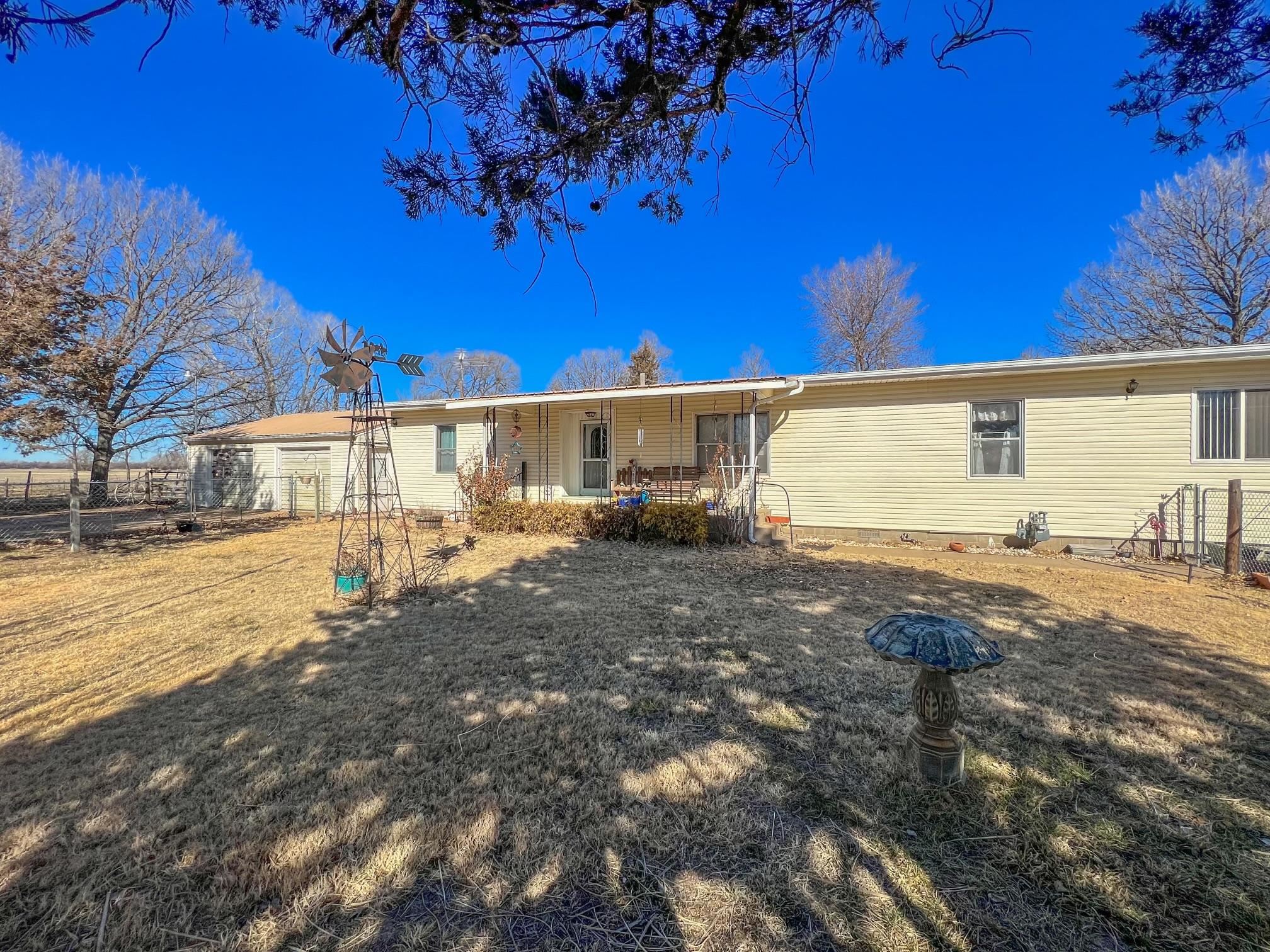Photo of 7170 Zolman Rd in Hutchinson, KS