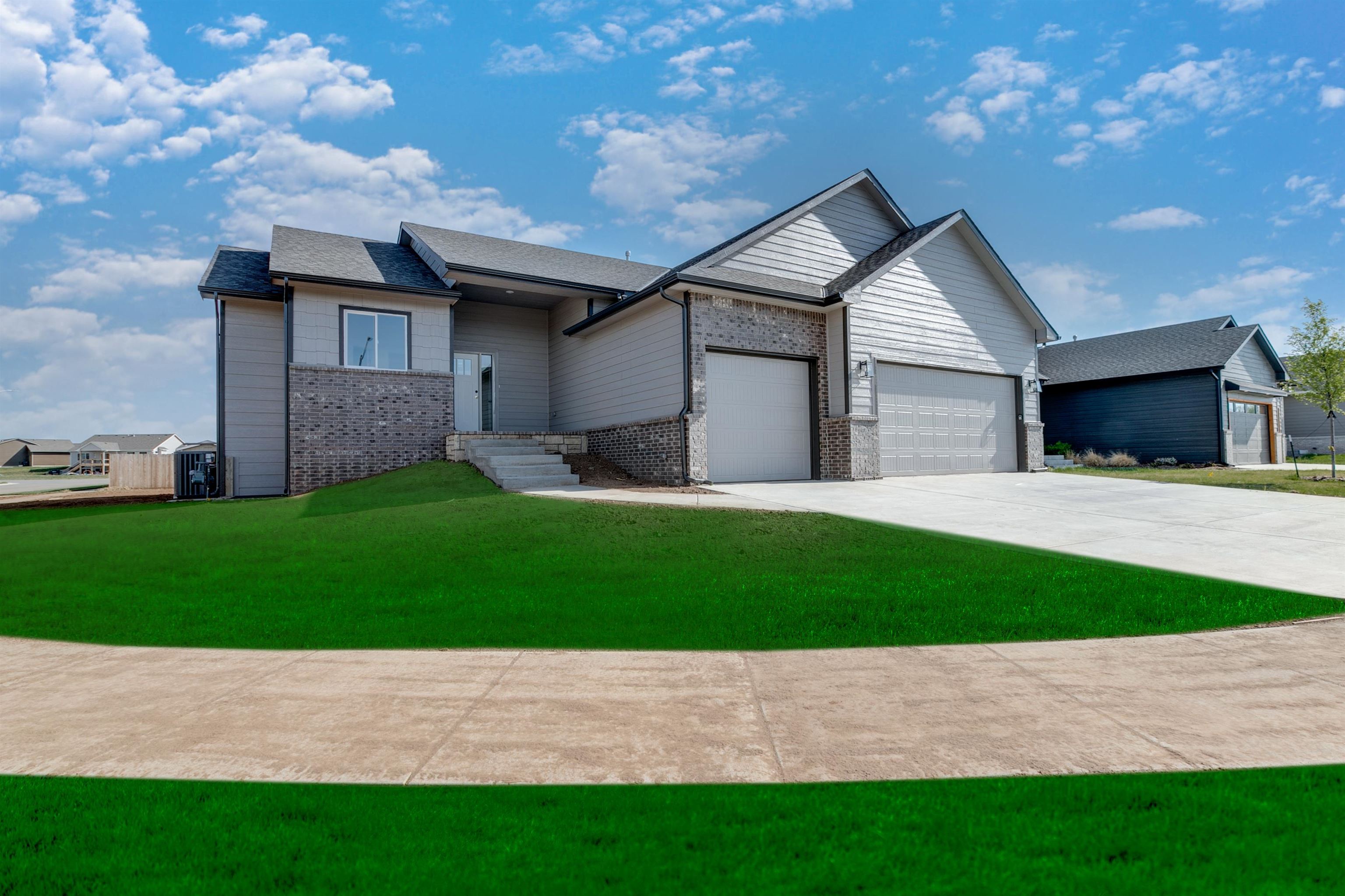 Photo of 2610 E 48th St N in Wichita, KS