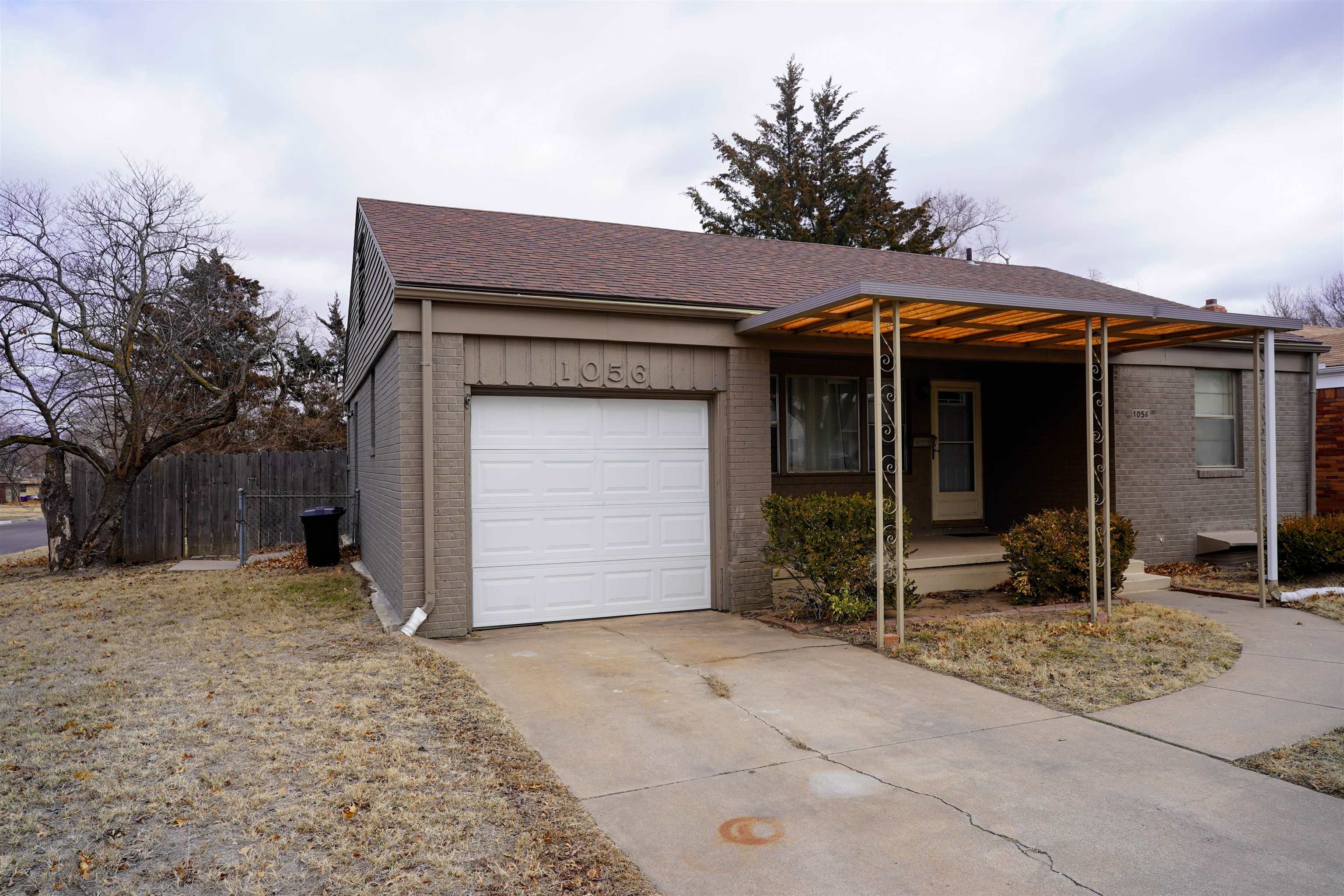 Photo of 1056 N Edgemoor St in Wichita, KS