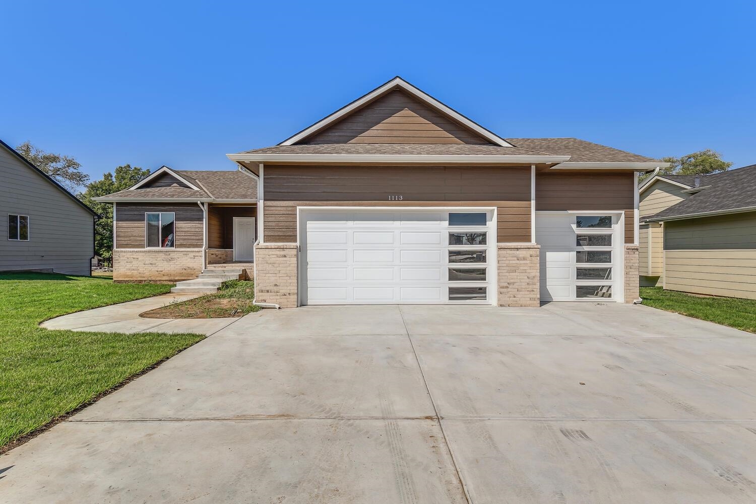 Photo of 1113 S Sontag Cir in Derby, KS