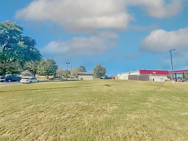 Photo of 0 N 1st in Arkansas City, KS
