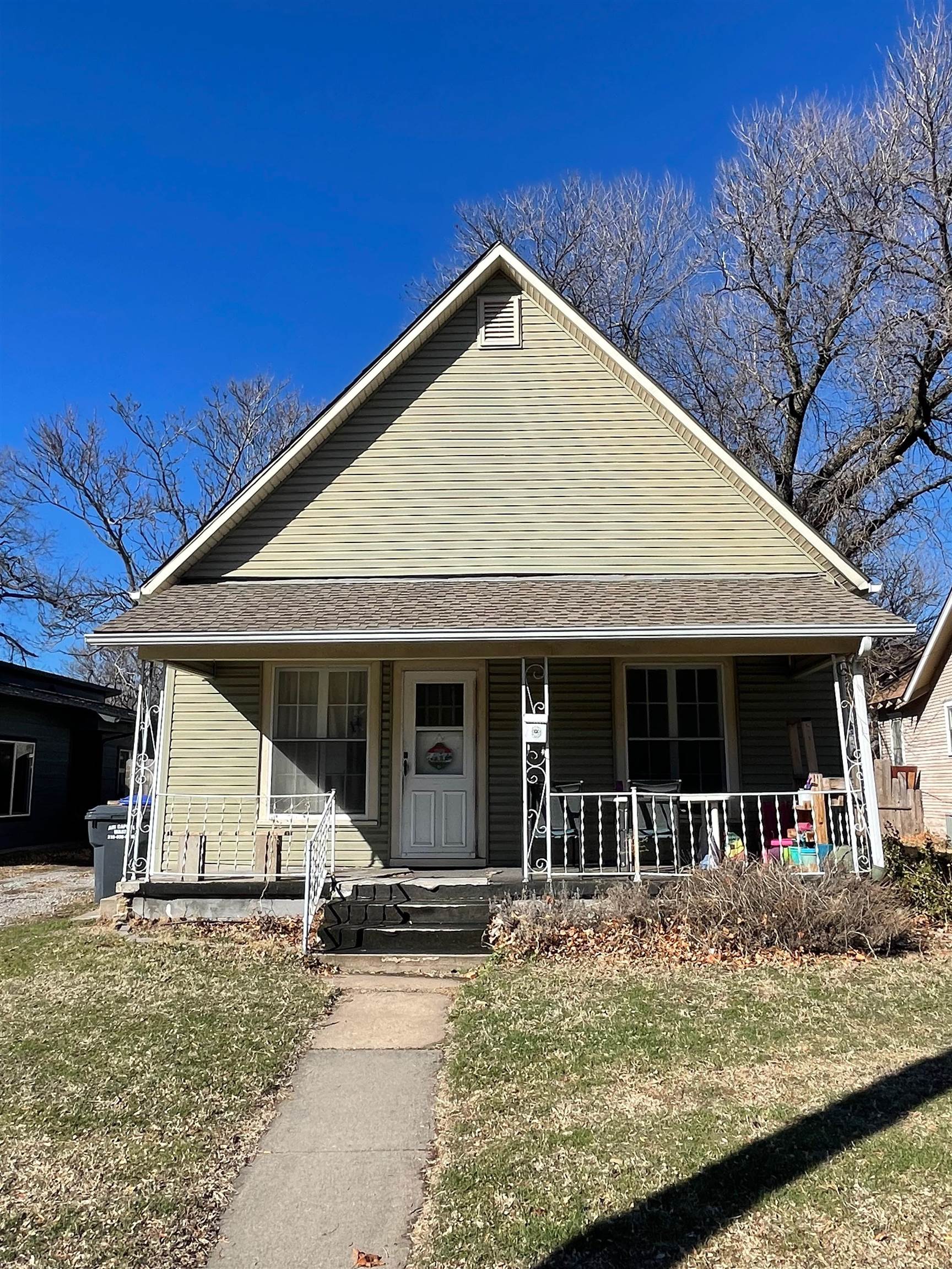 Photo of 417 S Sycamore St in Wichita, KS