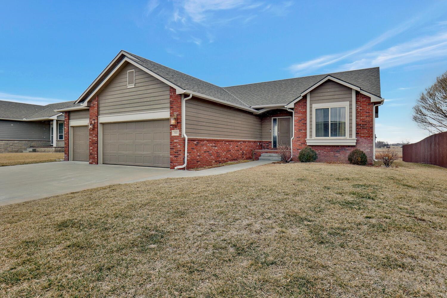 322 Springlake Ct
