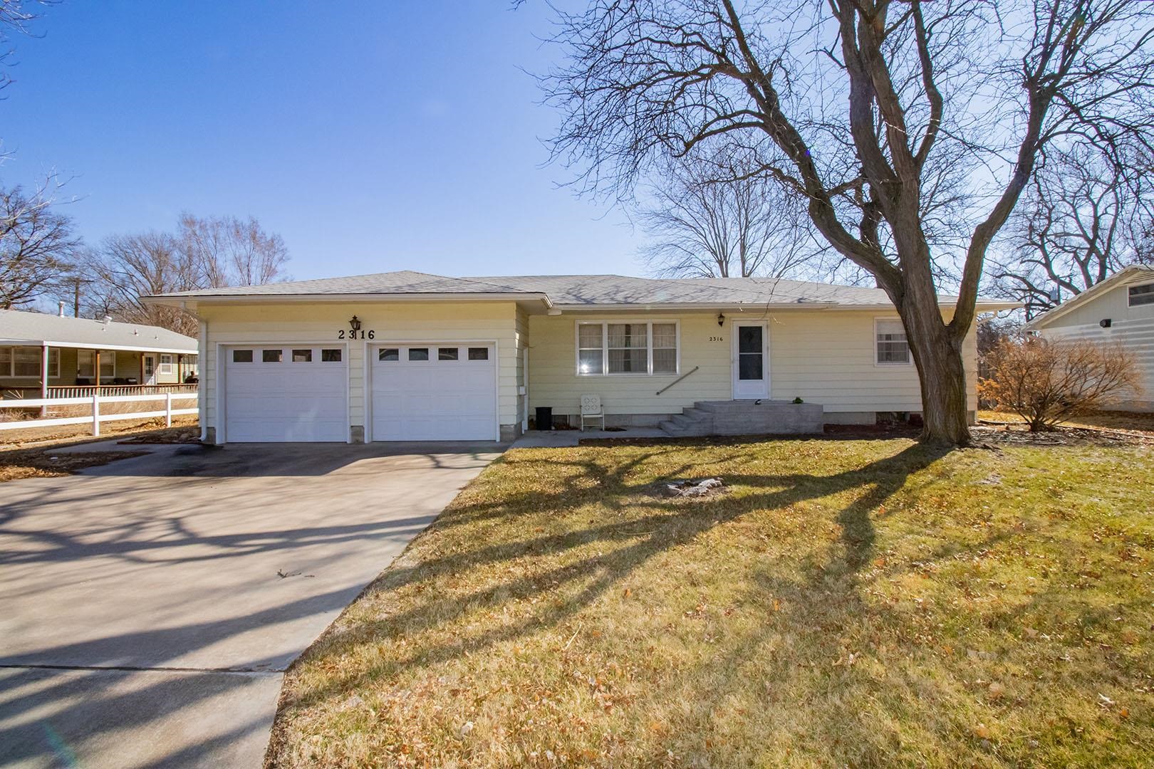 Photo of 2316 Ivy Ave in North Newton, KS