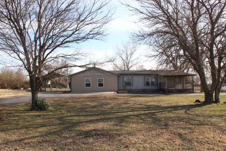 Photo of 8909 NW 10th St in Towanda, KS