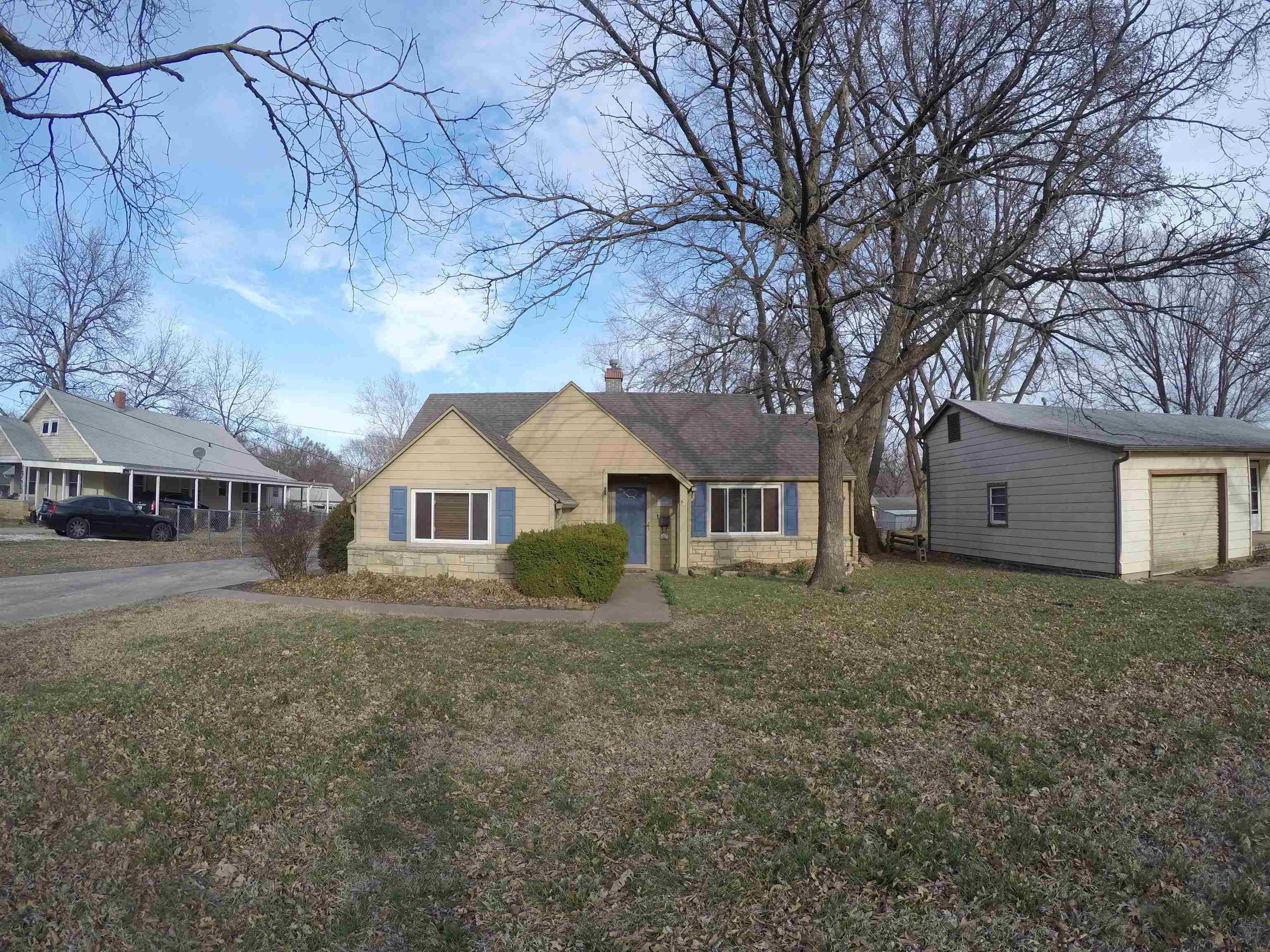 Photo of 1802 Cherry St in Winfield, KS