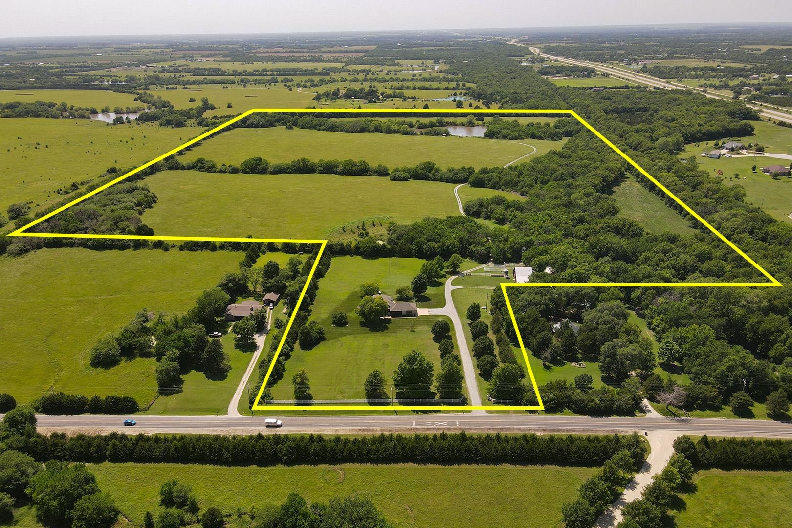 Photo of 2319 SW Adams Rd in Towanda, KS