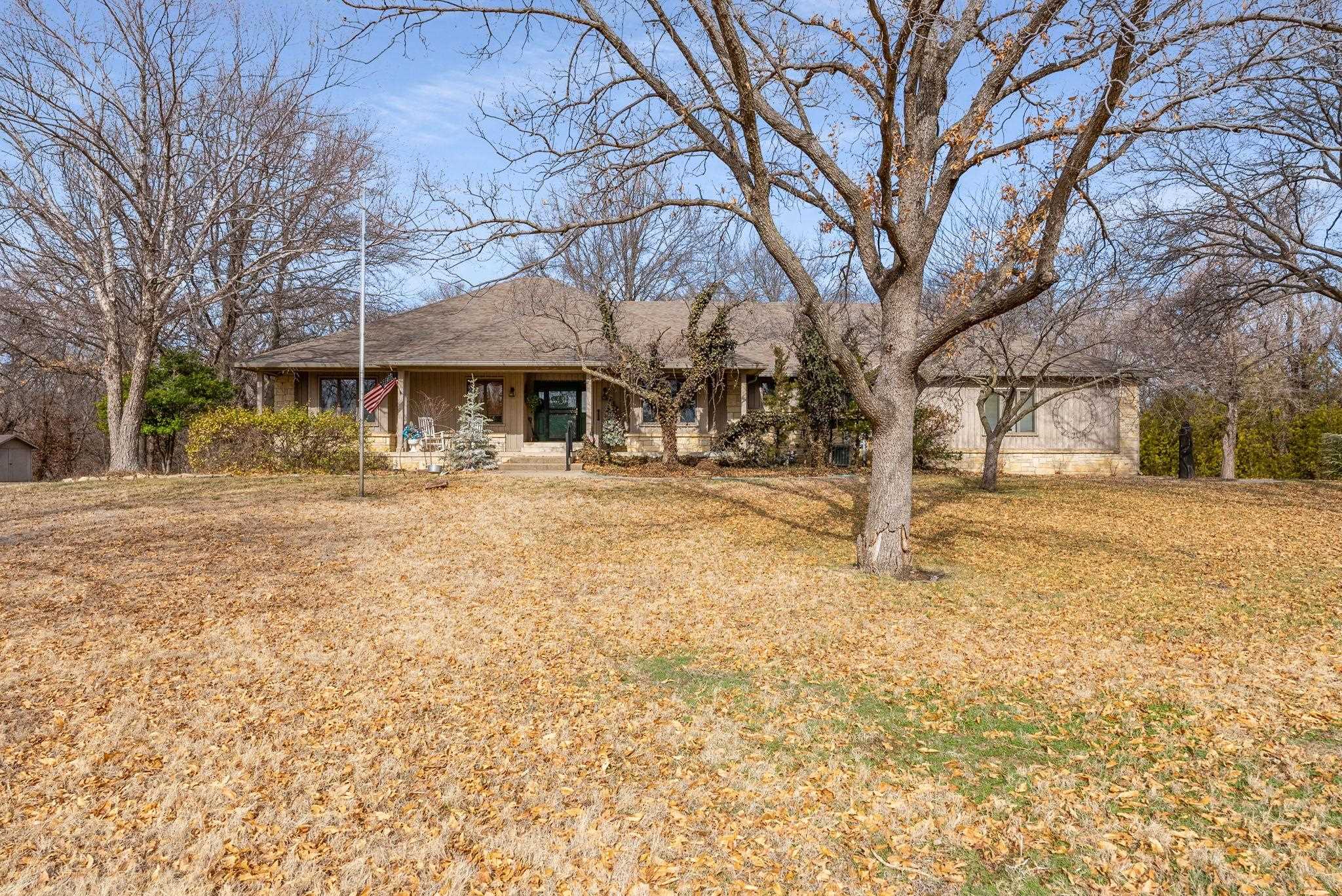 Photo of 1125 S Woodlawn Blvd in Derby, KS