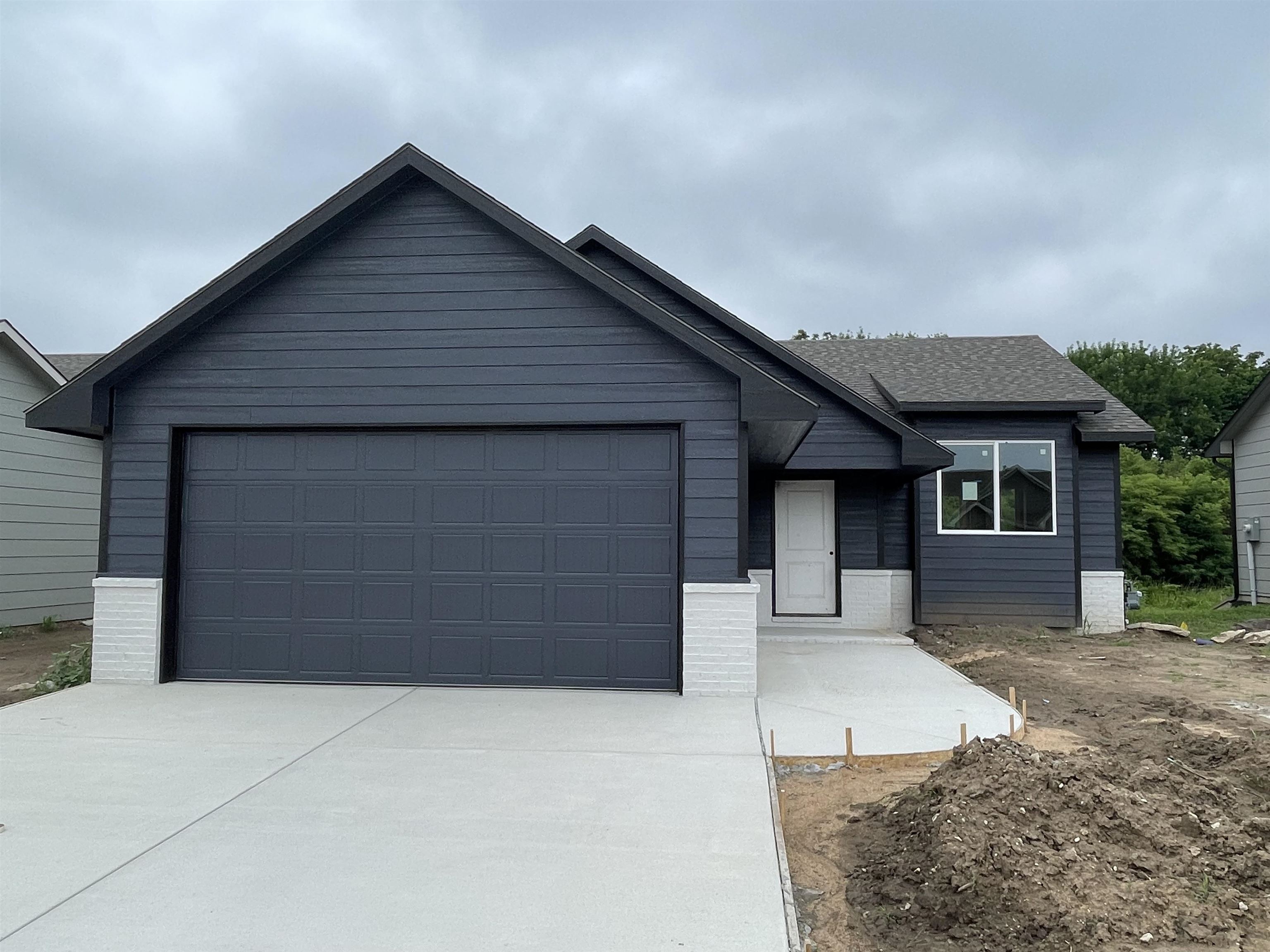 Photo of 3114 W 43rd St S in Wichita, KS