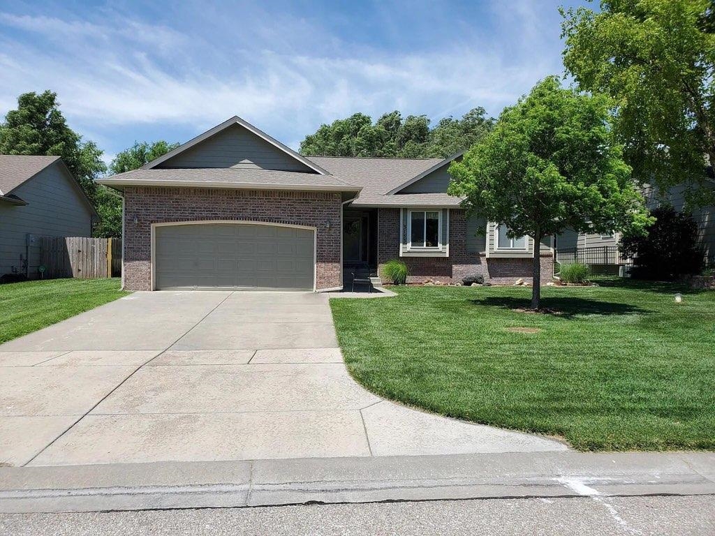 Photo of 3153 Pepper Rdg in Wichita, KS
