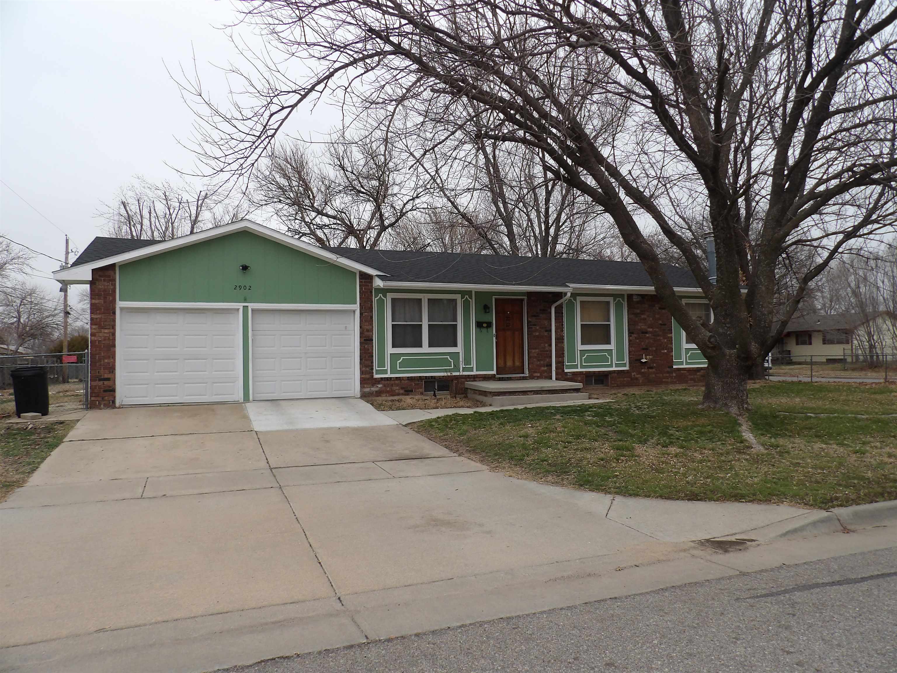Photo of 2902 W 30th in Wichita, KS