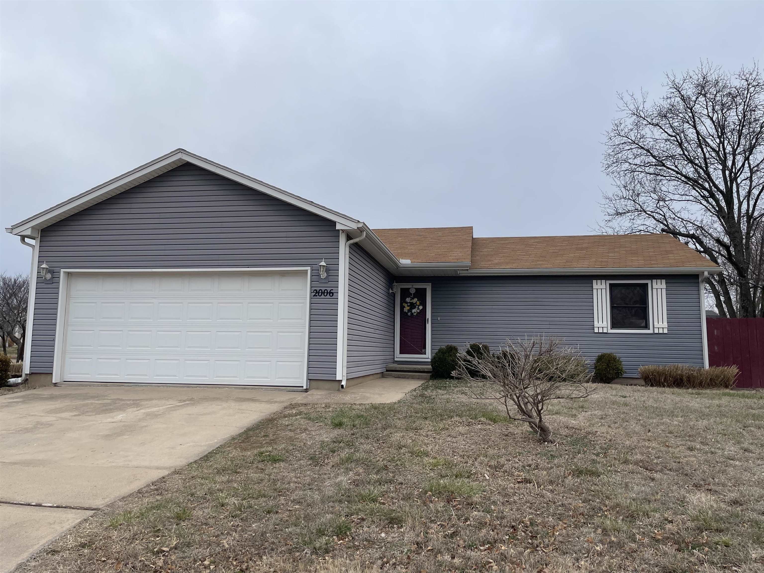 Photo of 2006 N Sunridge St in Wichita, KS