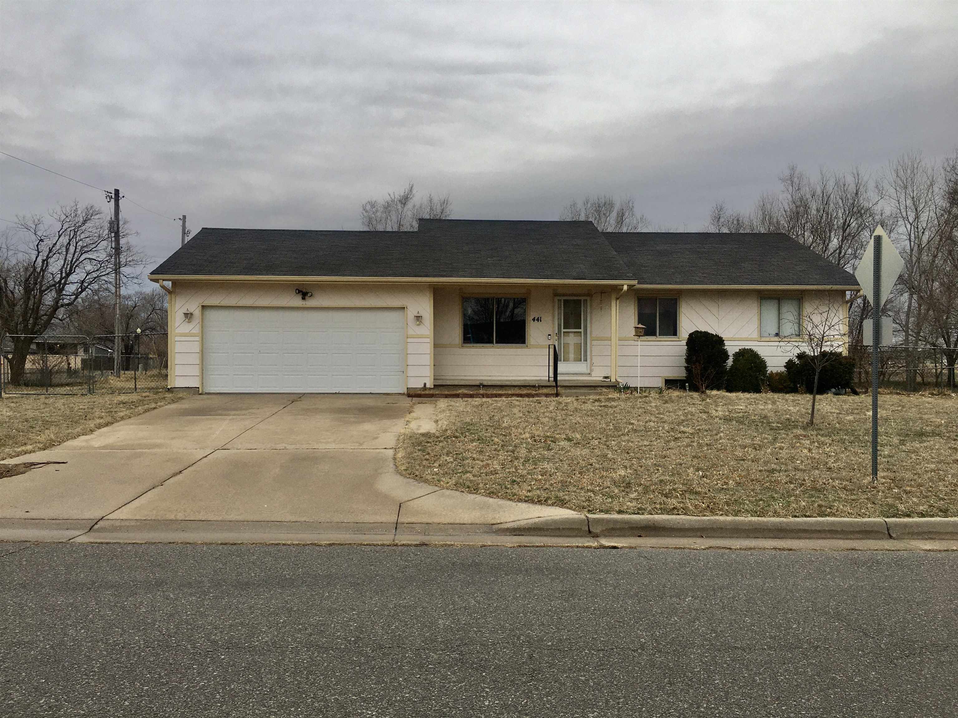 Photo of 441 N Karla in Haysville, KS