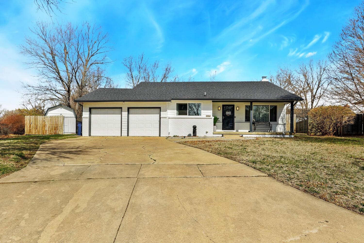 Photo of 8510 E Arthur Cir in Wichita, KS