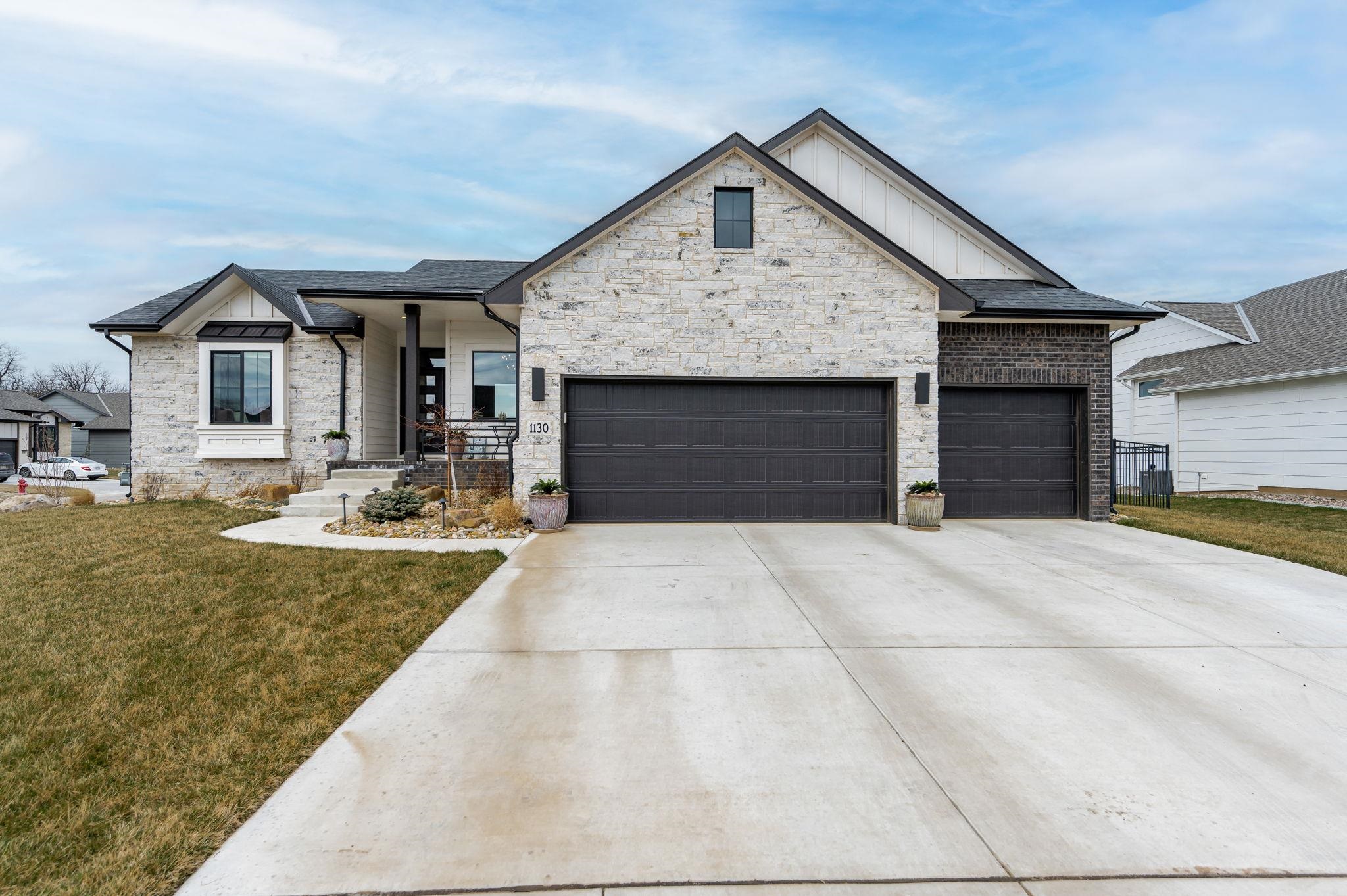 Photo of 1130 W Shellbark St in Goddard, KS