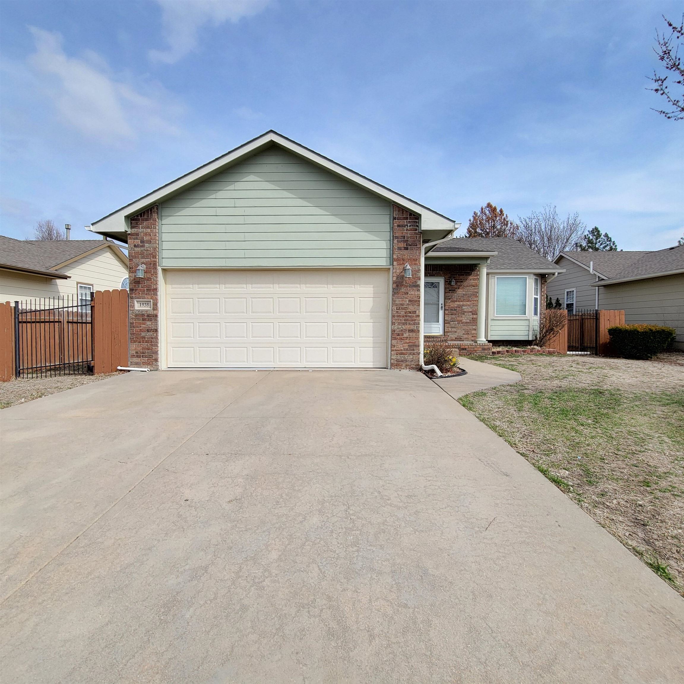 Photo of 1938 S Justin Cir in Wichita, KS