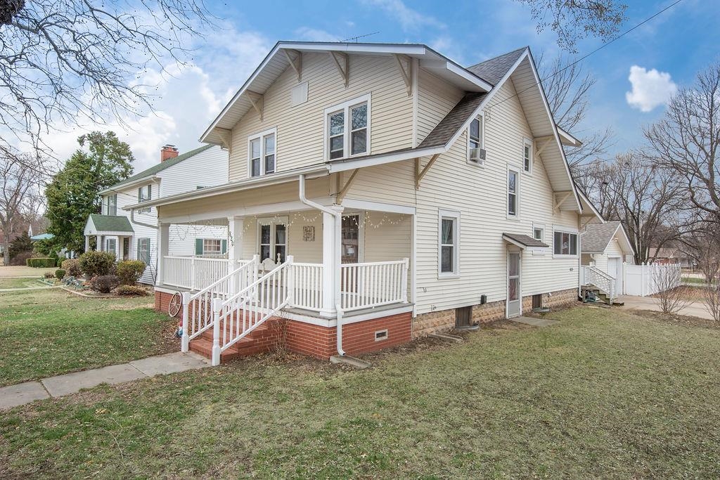 Photo of 820 N A St in Wellington, KS