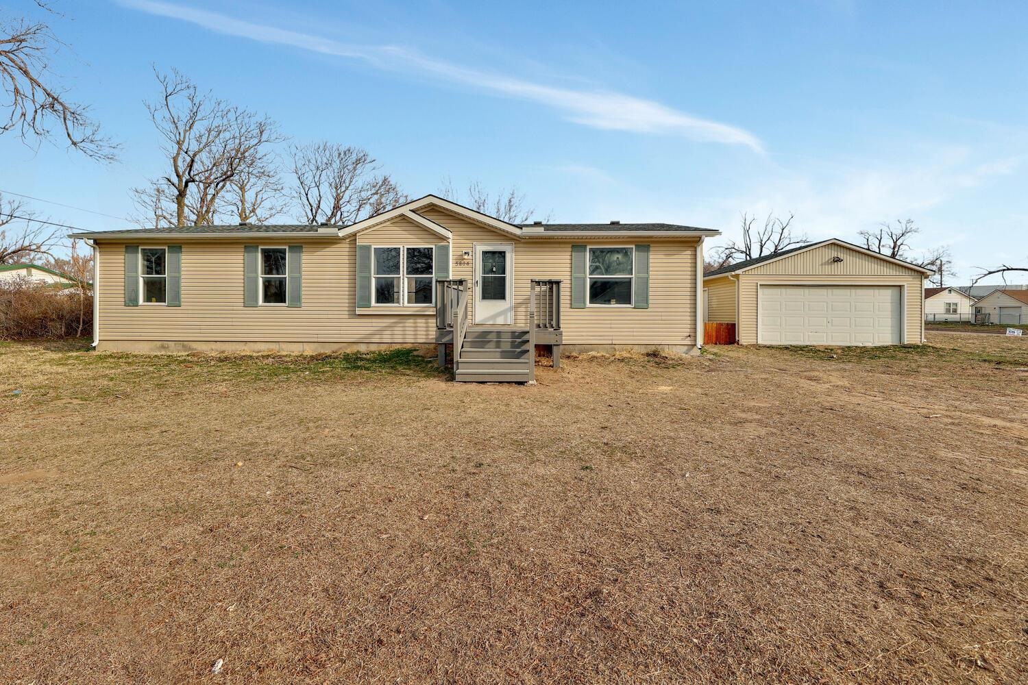 Photo of 5806 W Newell St in Wichita, KS