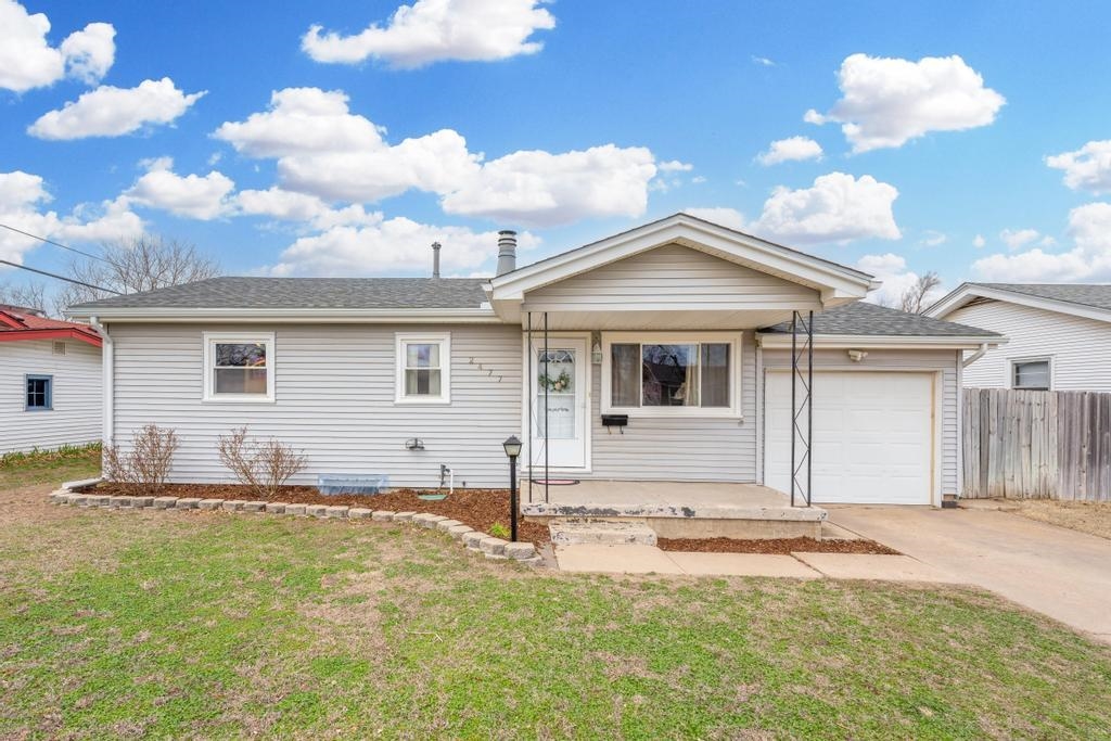 Photo of 2477 S Oak St in Wichita, KS