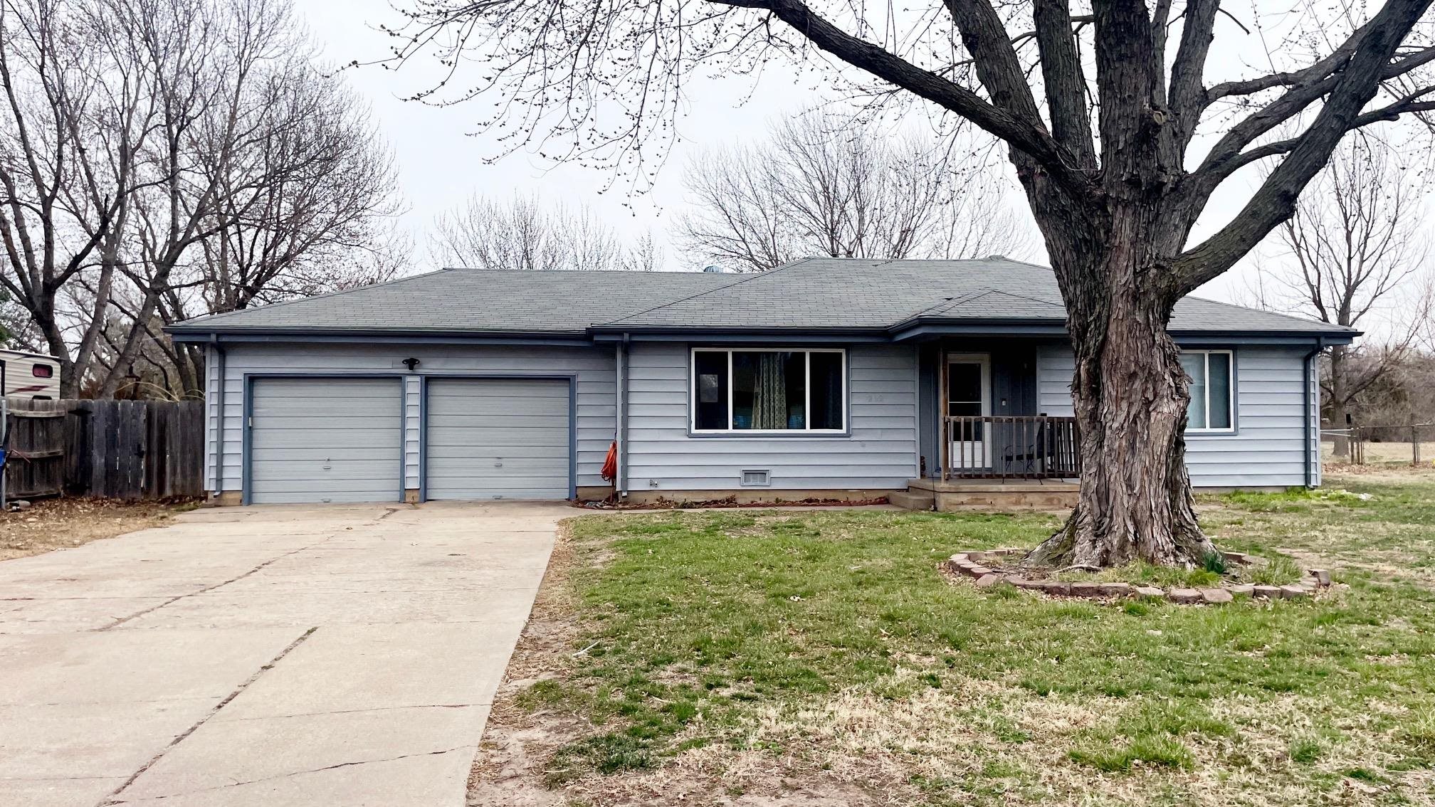 Photo of 202 S Delos in Haysville, KS