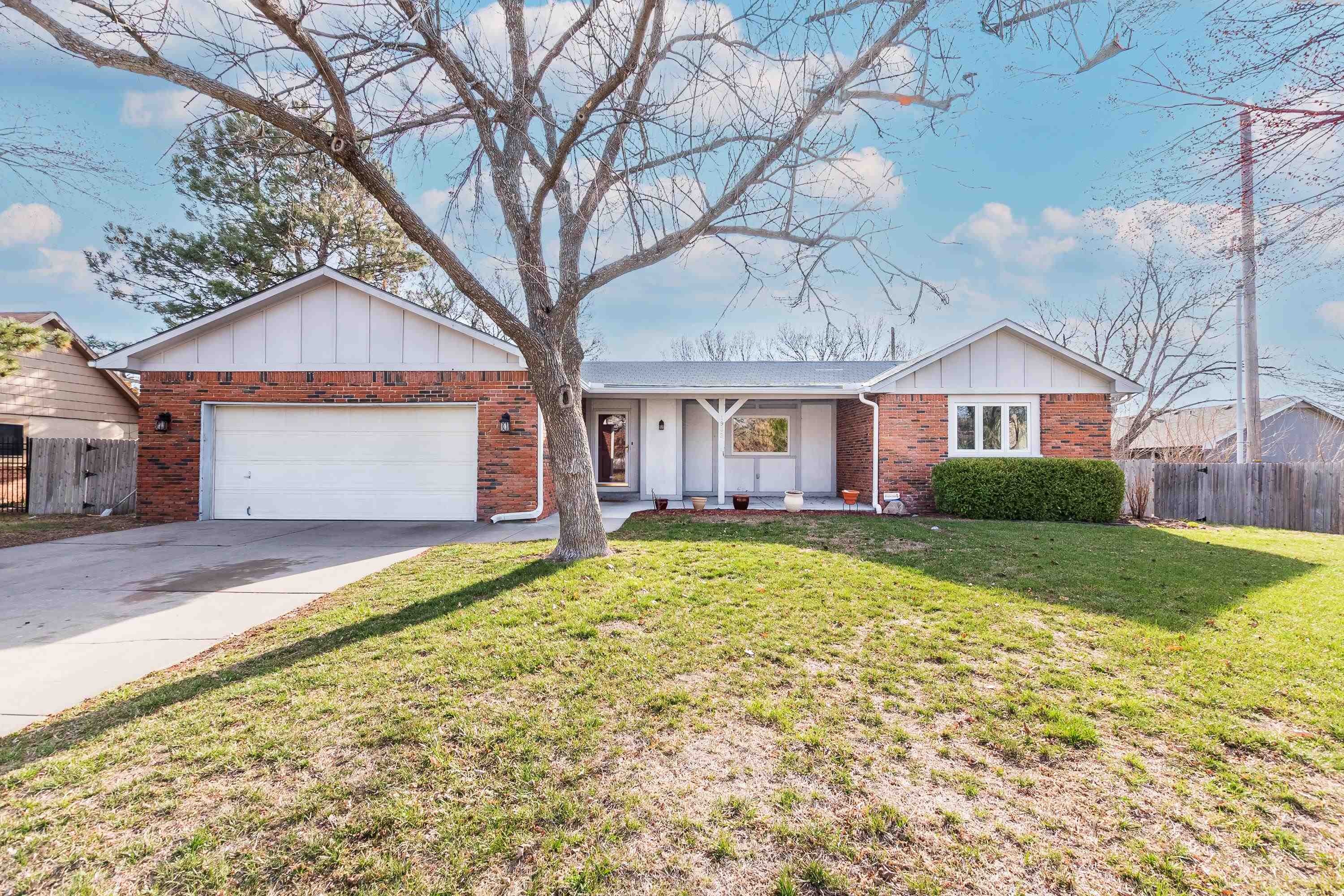 Photo of 1932 Marc Ave in Andover, KS