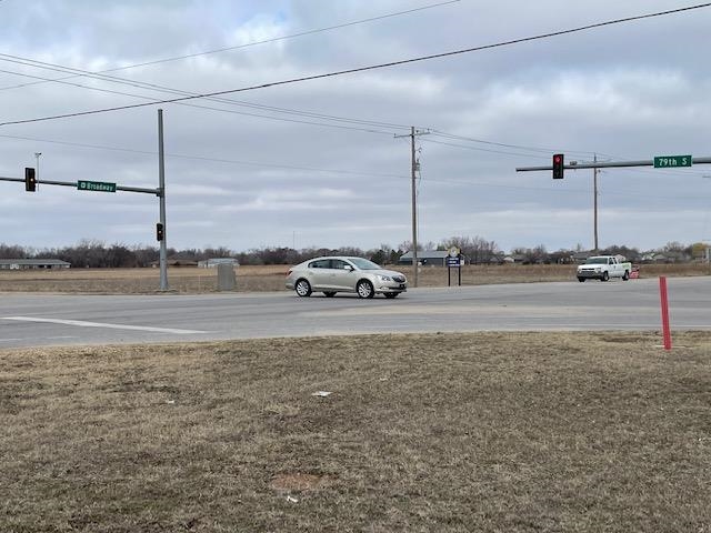 Photo of 298 W 79th St S in Haysville, KS