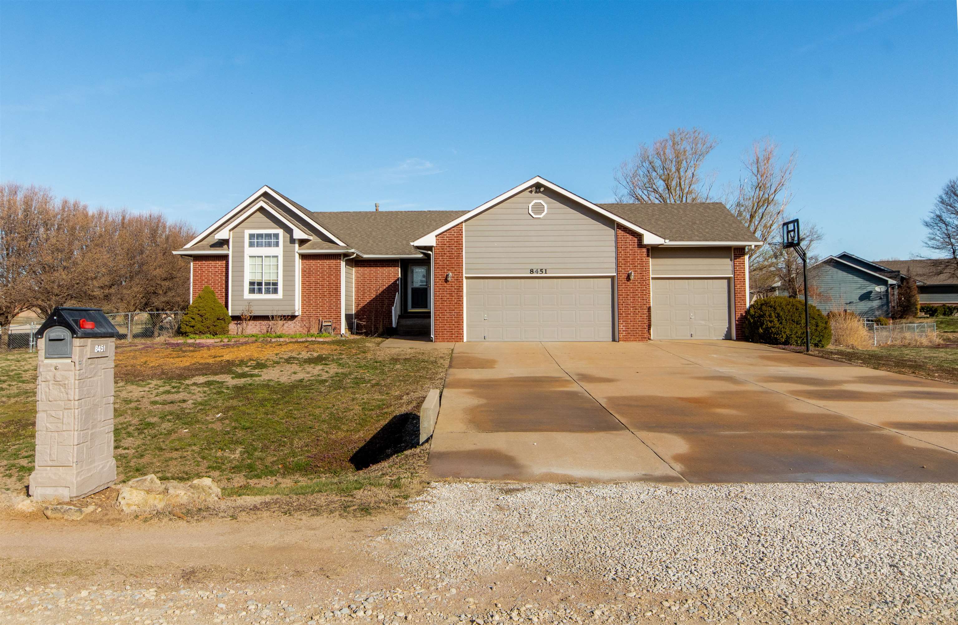 Photo of 8451 S Minnesota Cir in Haysville, KS