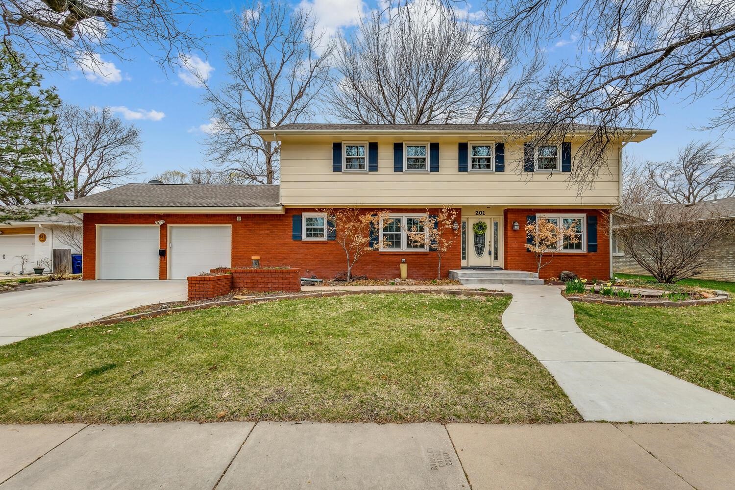 Photo of 201 N Penrose Dr in Wichita, KS