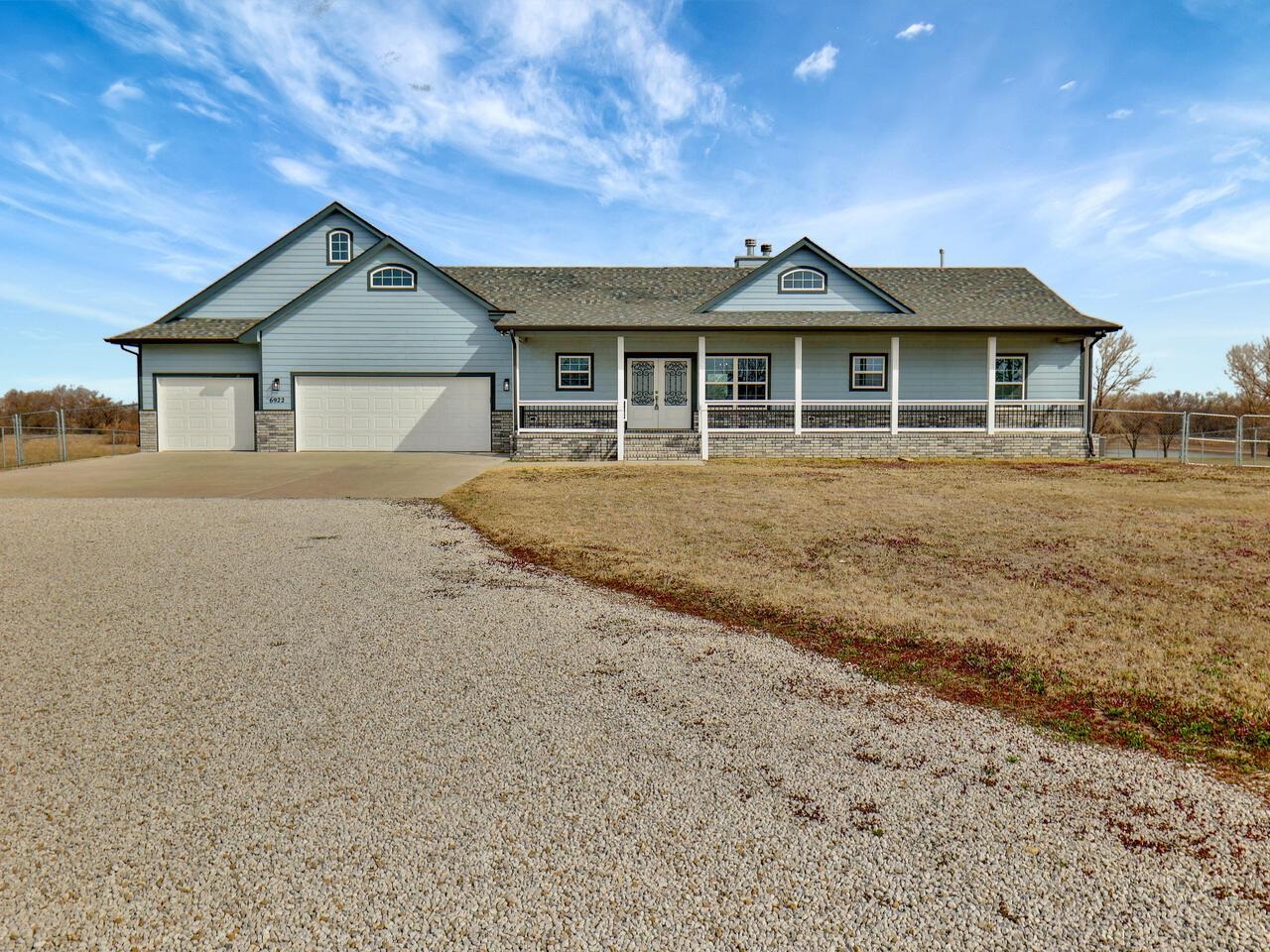 Photo of 6922 W 47th St S in Wichita, KS