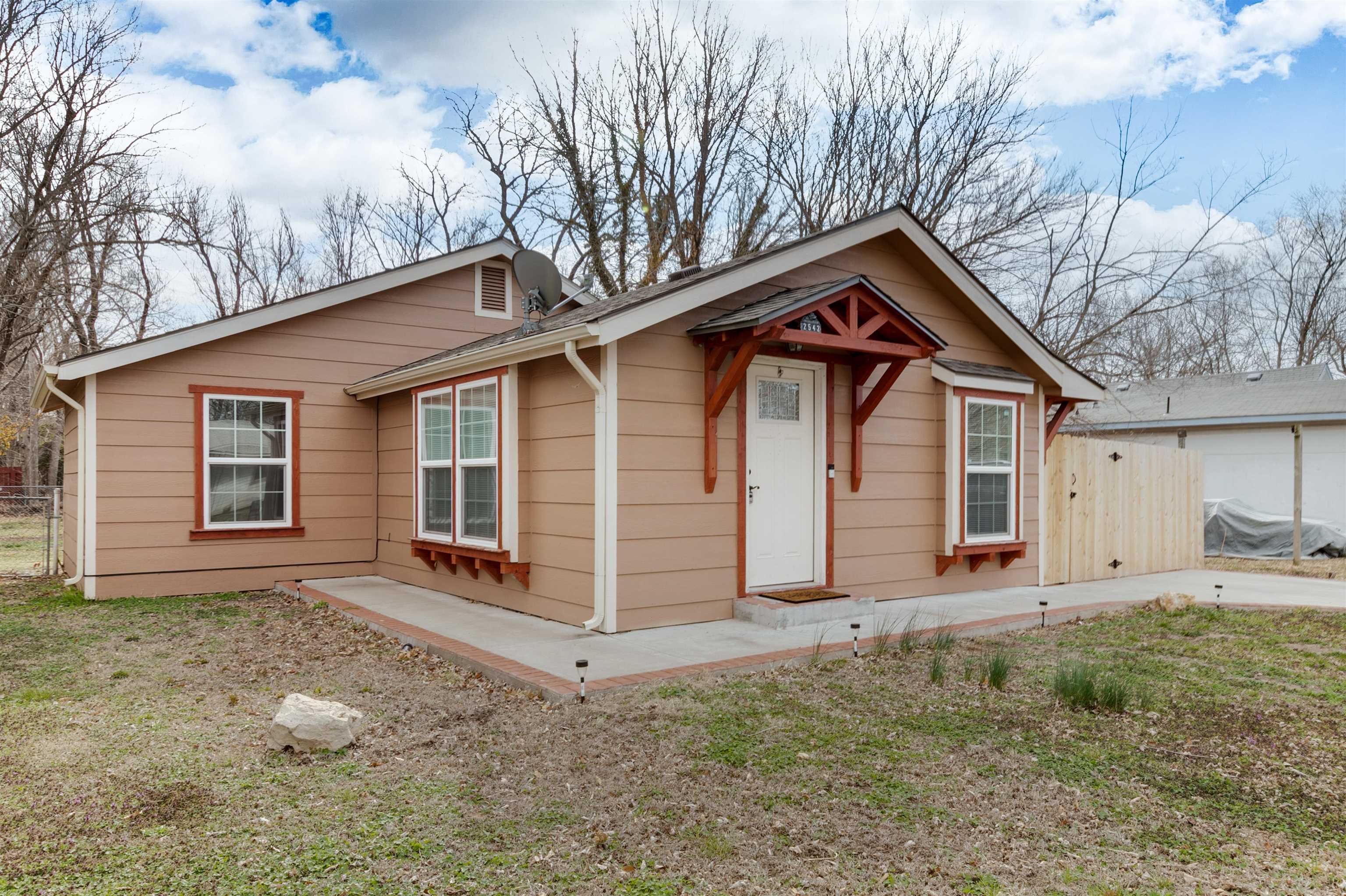 Photo of 2542 S Laura St in Wichita, KS