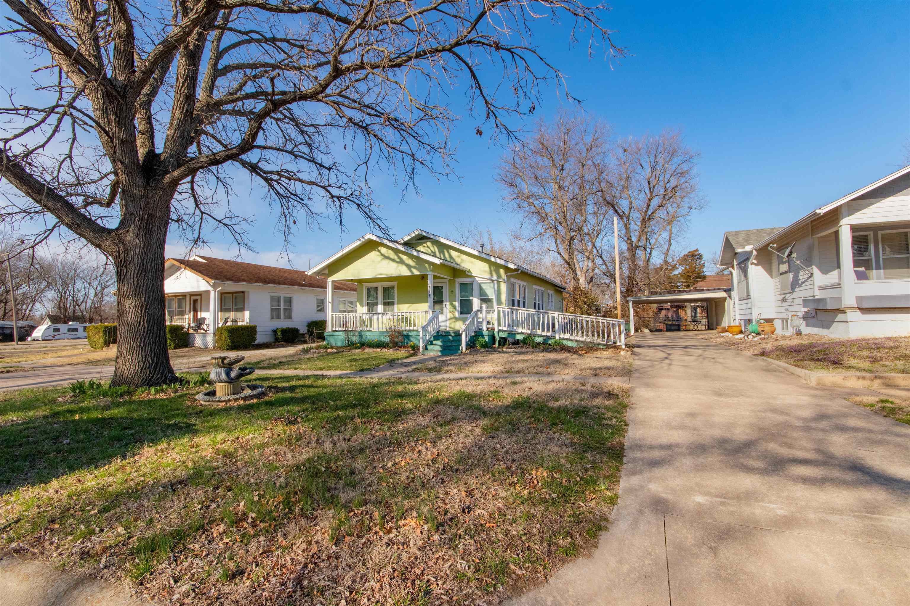 Photo of 311 N School St in Eureka, KS
