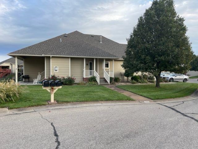 Photo of 2325 N Lakeway Ct in Wichita, KS