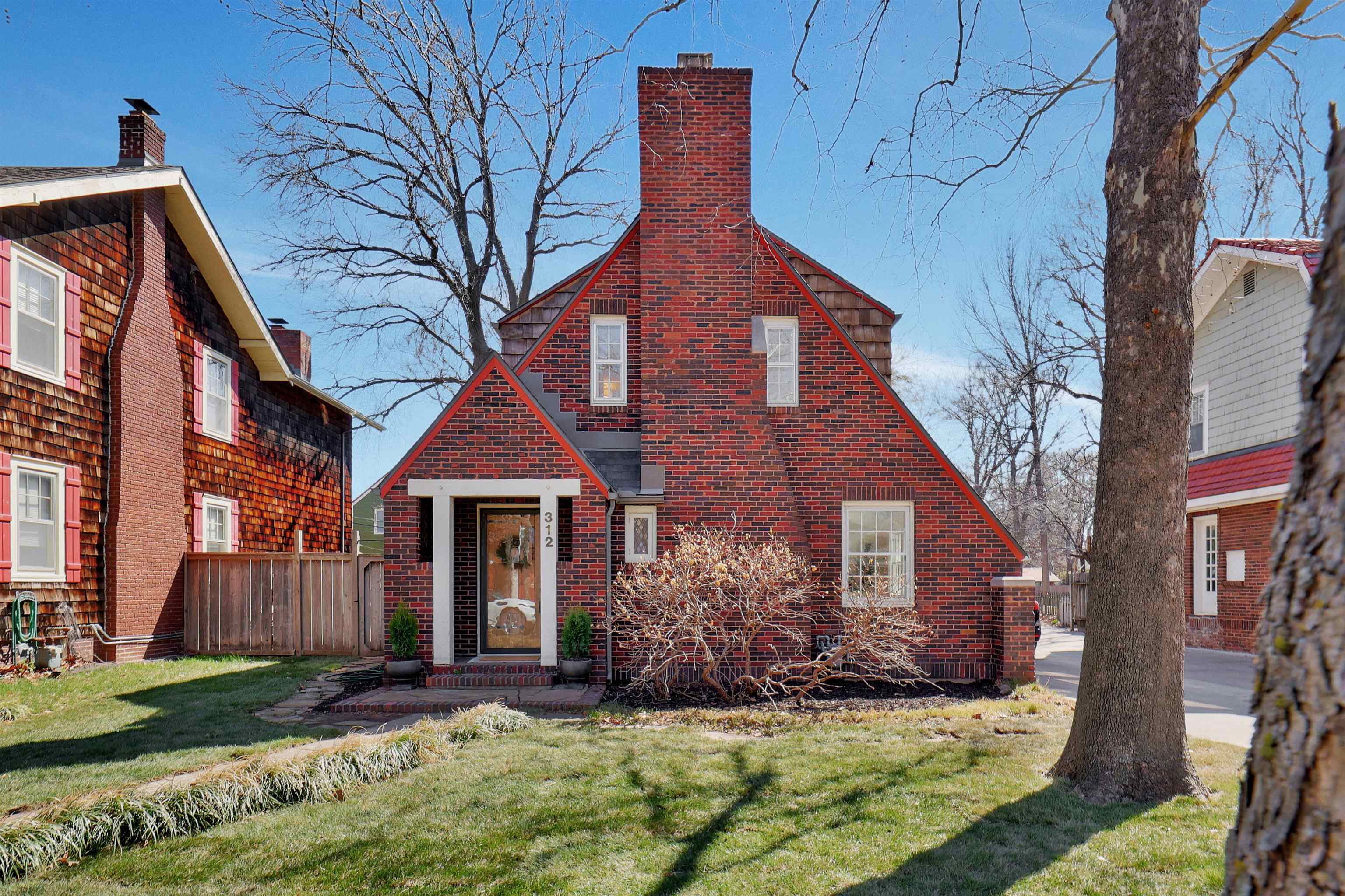 Photo of 312 S Belmont Ave in Wichita, KS