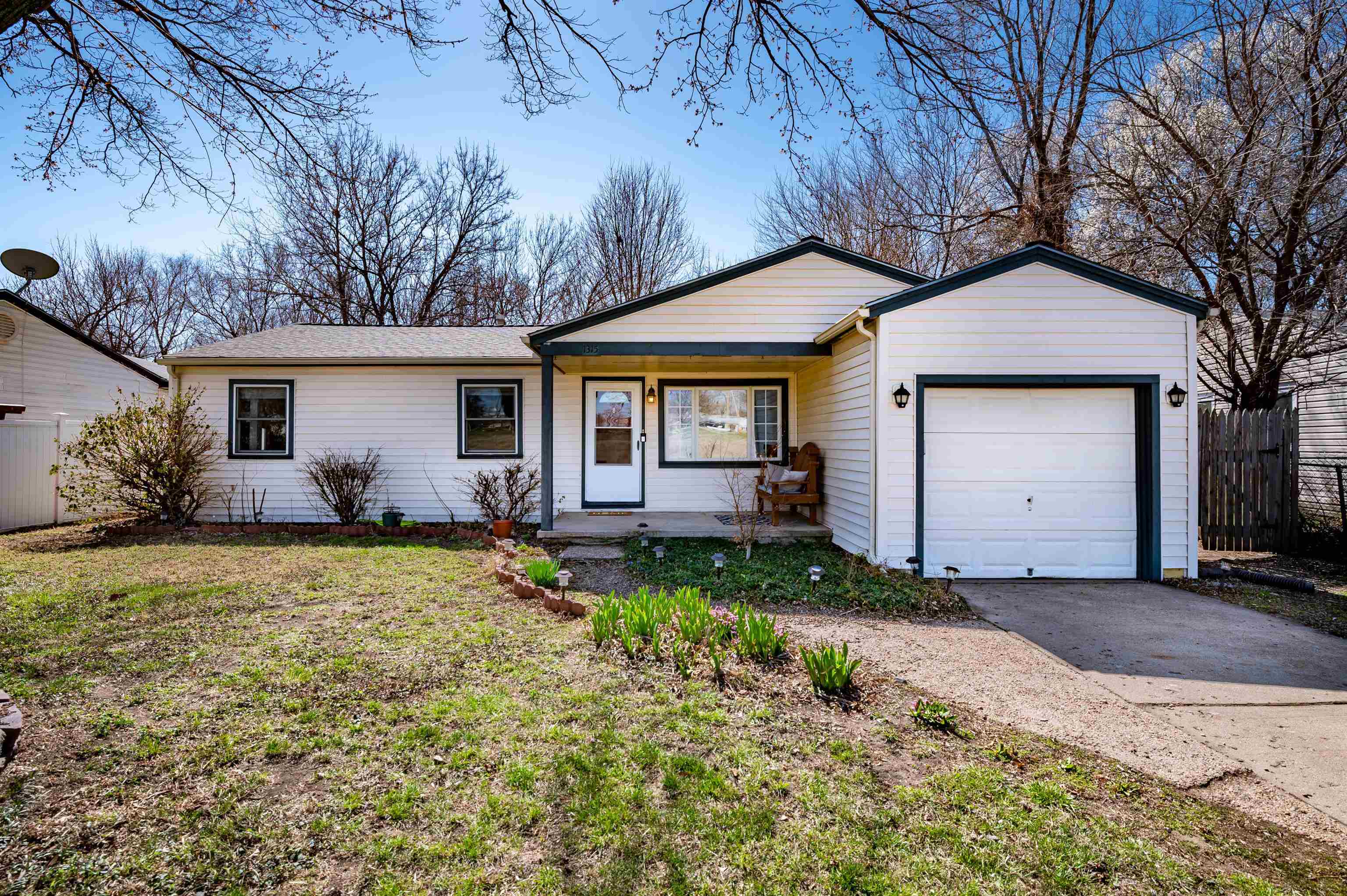Photo of 1315 E Ashford St in Park City, KS