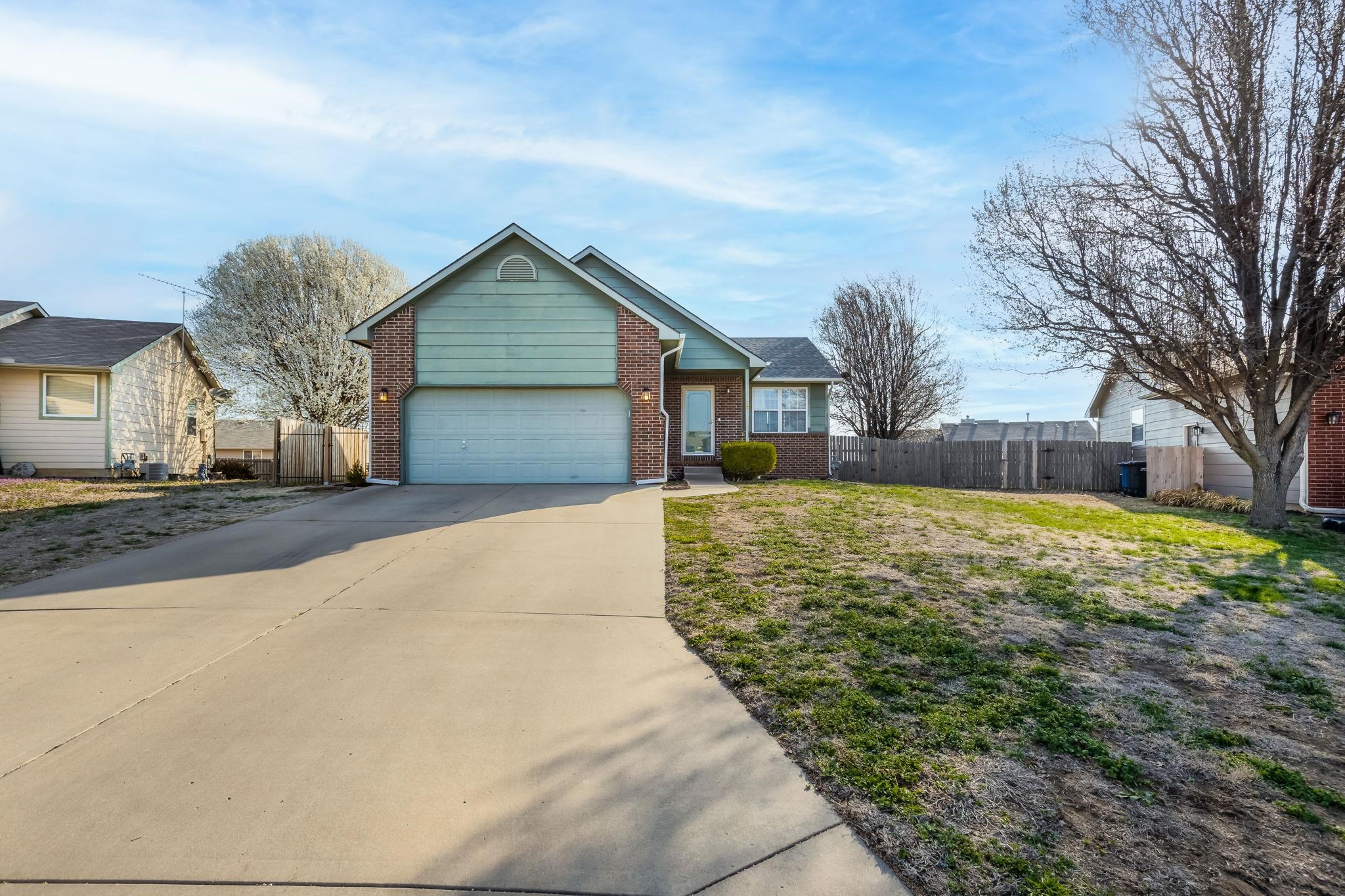 Photo of 2508 Danbury Rd in Augusta, KS