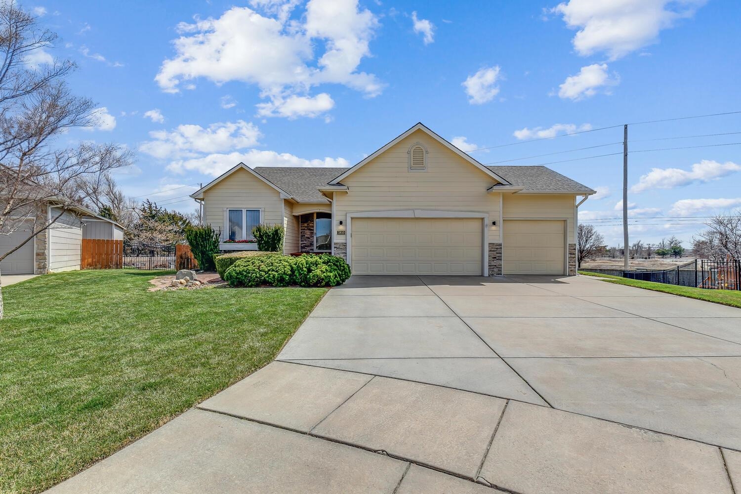 Photo of 3810 N Rutgers Ct in Maize, KS