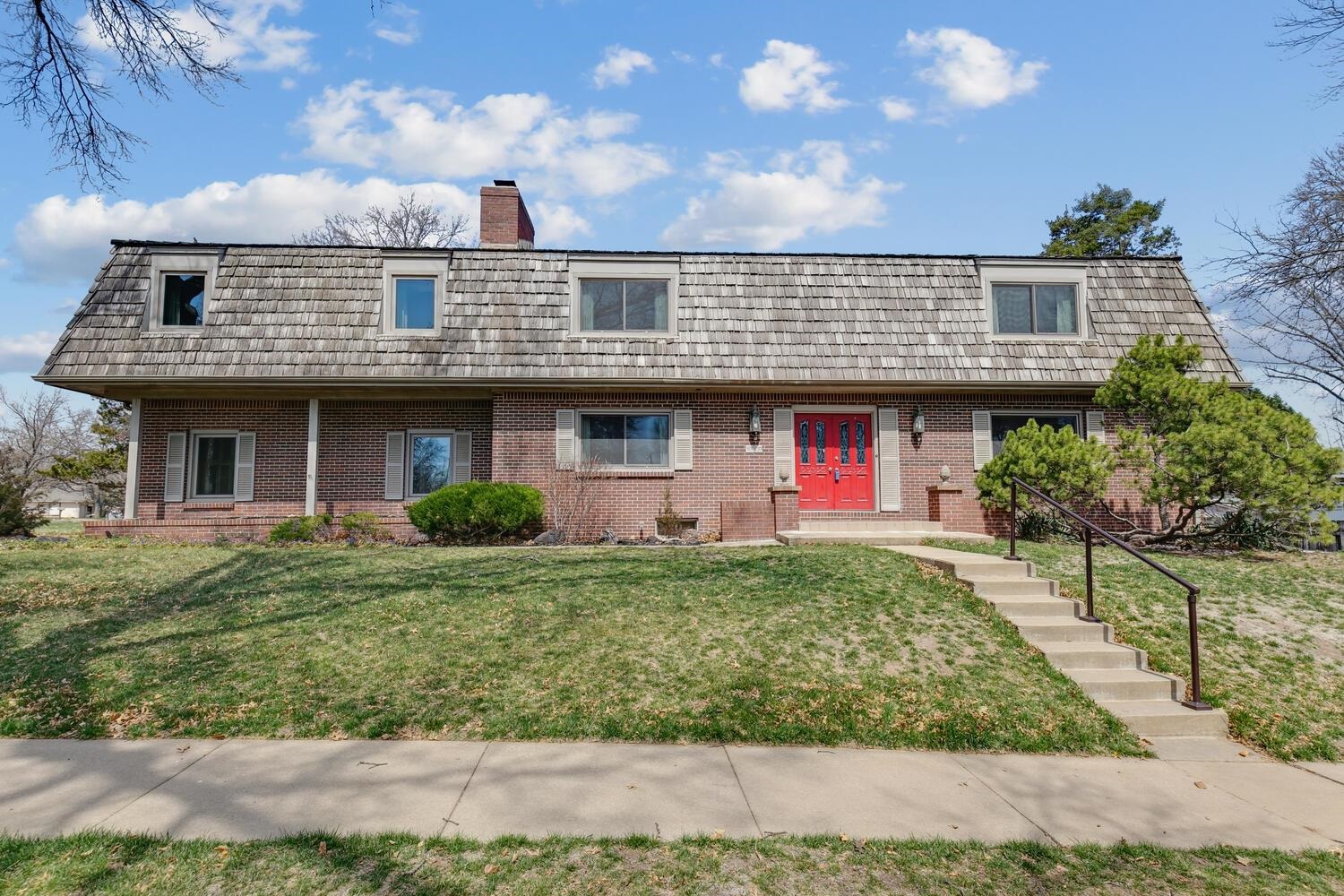 Photo of 9920 W 10th St N in Wichita, KS