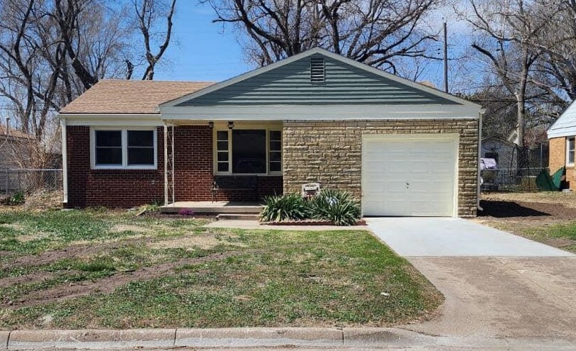 Photo of 543 S Georgie Ave in Derby, KS