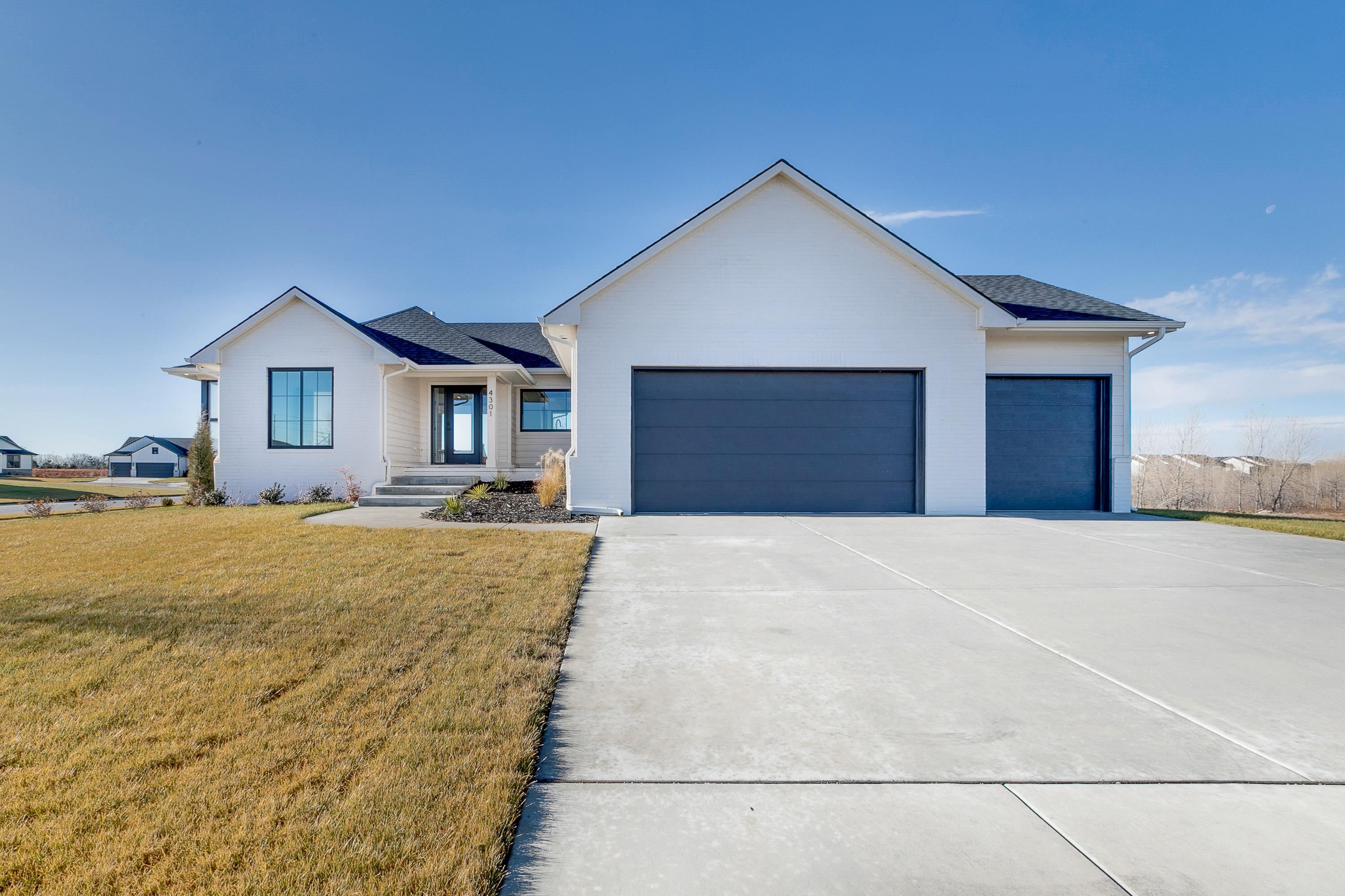 Photo of 4301 N Sunny Ln in Wichita, KS