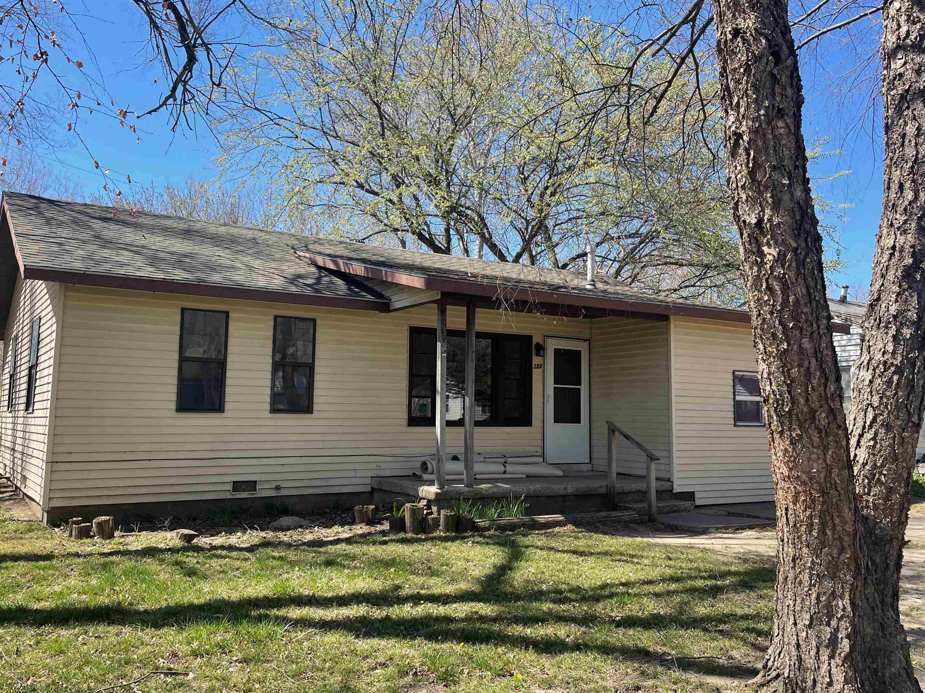 Photo of 233 Spencer in Haysville, KS