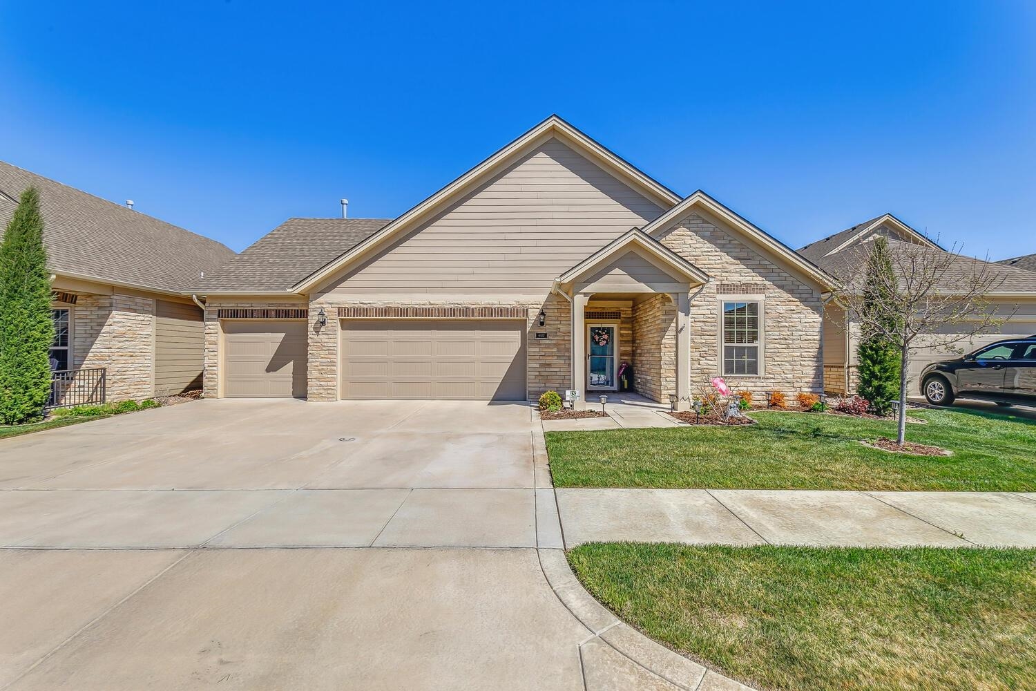 Photo of 6512 W Mirabella St in Wichita, KS