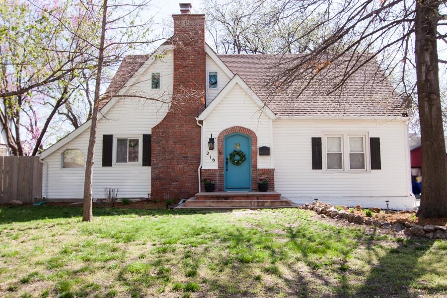 Photo of 216 N Dellrose St in Wichita, KS
